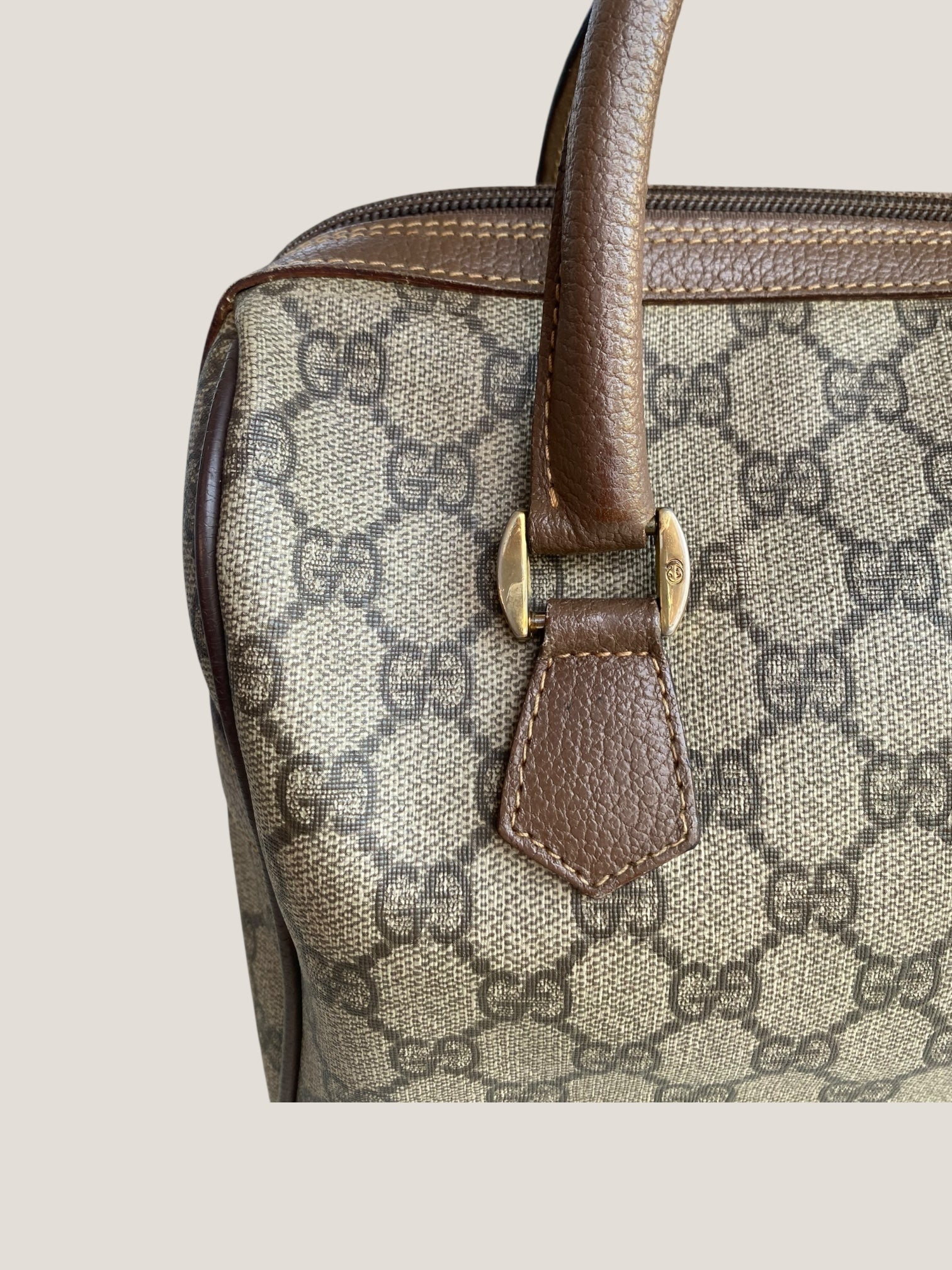 Gucci bauletto GG canvas