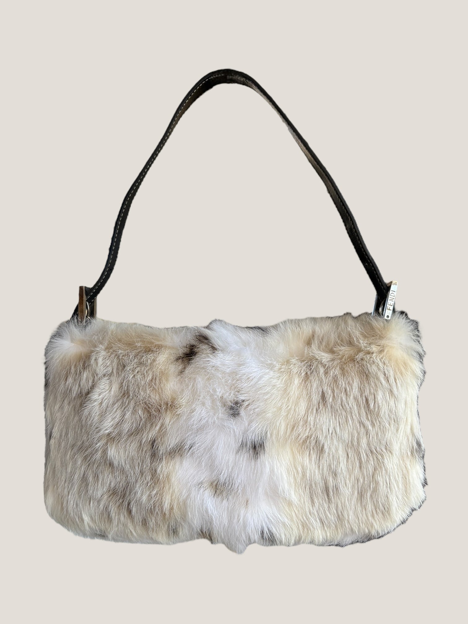 Fendi Baguette in pelliccia rara