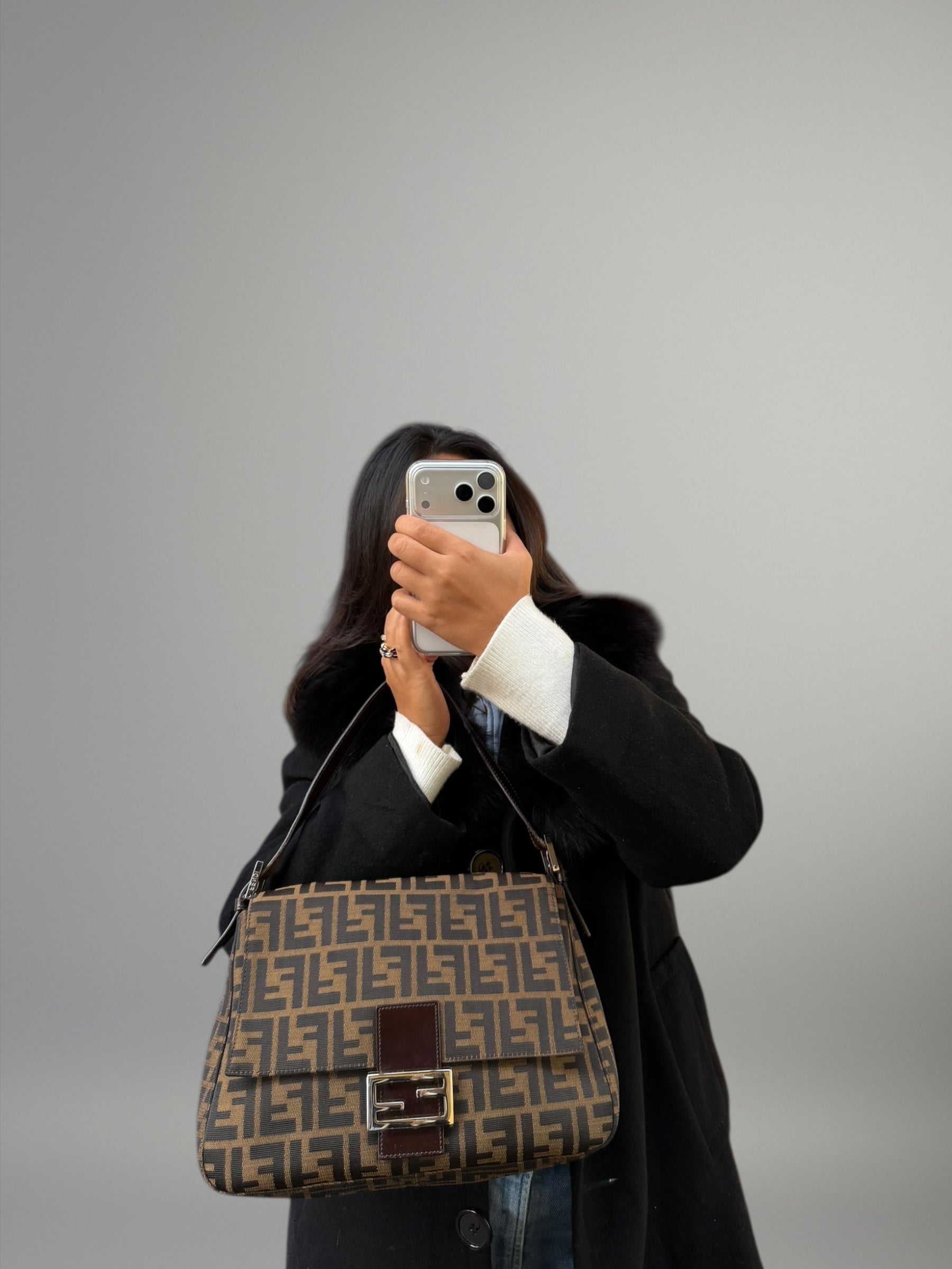 Fendi Mamma Baguette Zucca