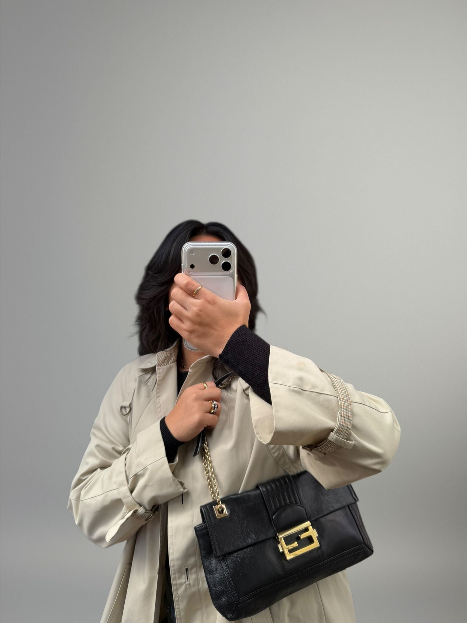 Fendi Baguette in pelle con catena