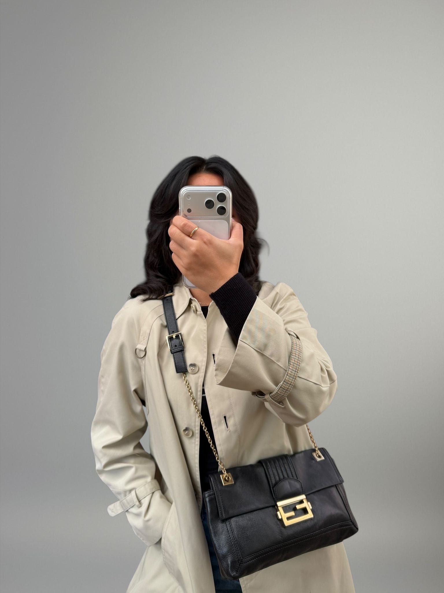 Fendi Baguette in pelle con catena