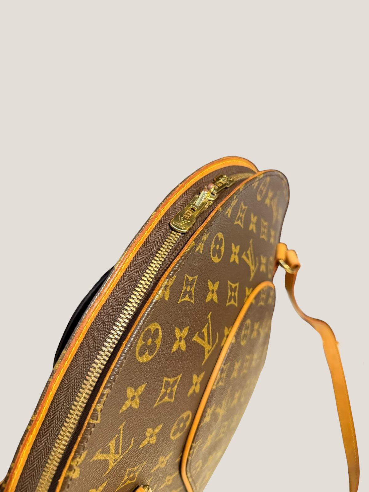 Louis Vuitton Monogram Ellipse GM