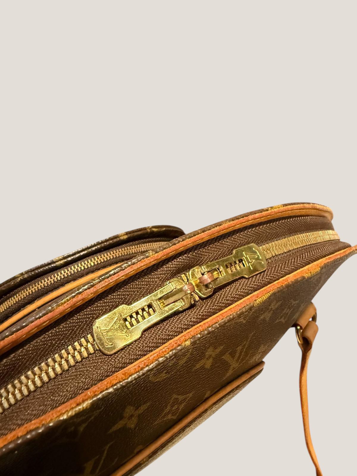 Louis Vuitton Monogram Ellipse GM