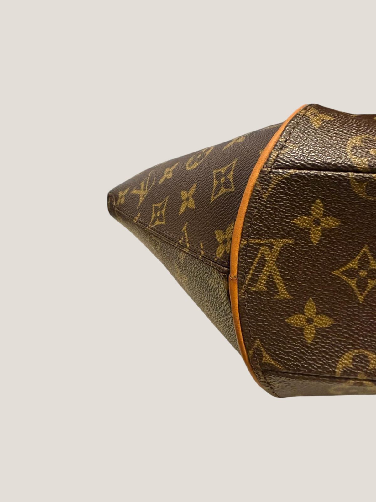 Louis Vuitton Monogram Ellipse GM