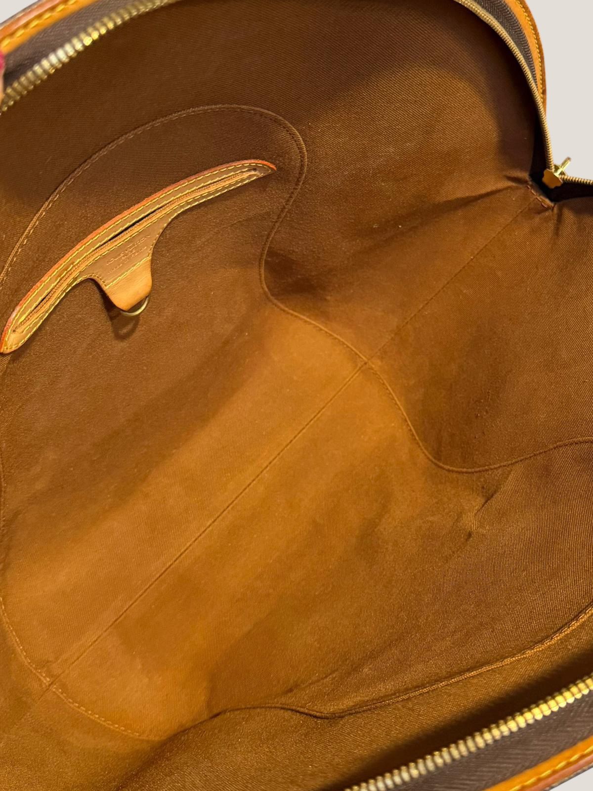 Louis Vuitton Monogram Ellipse GM