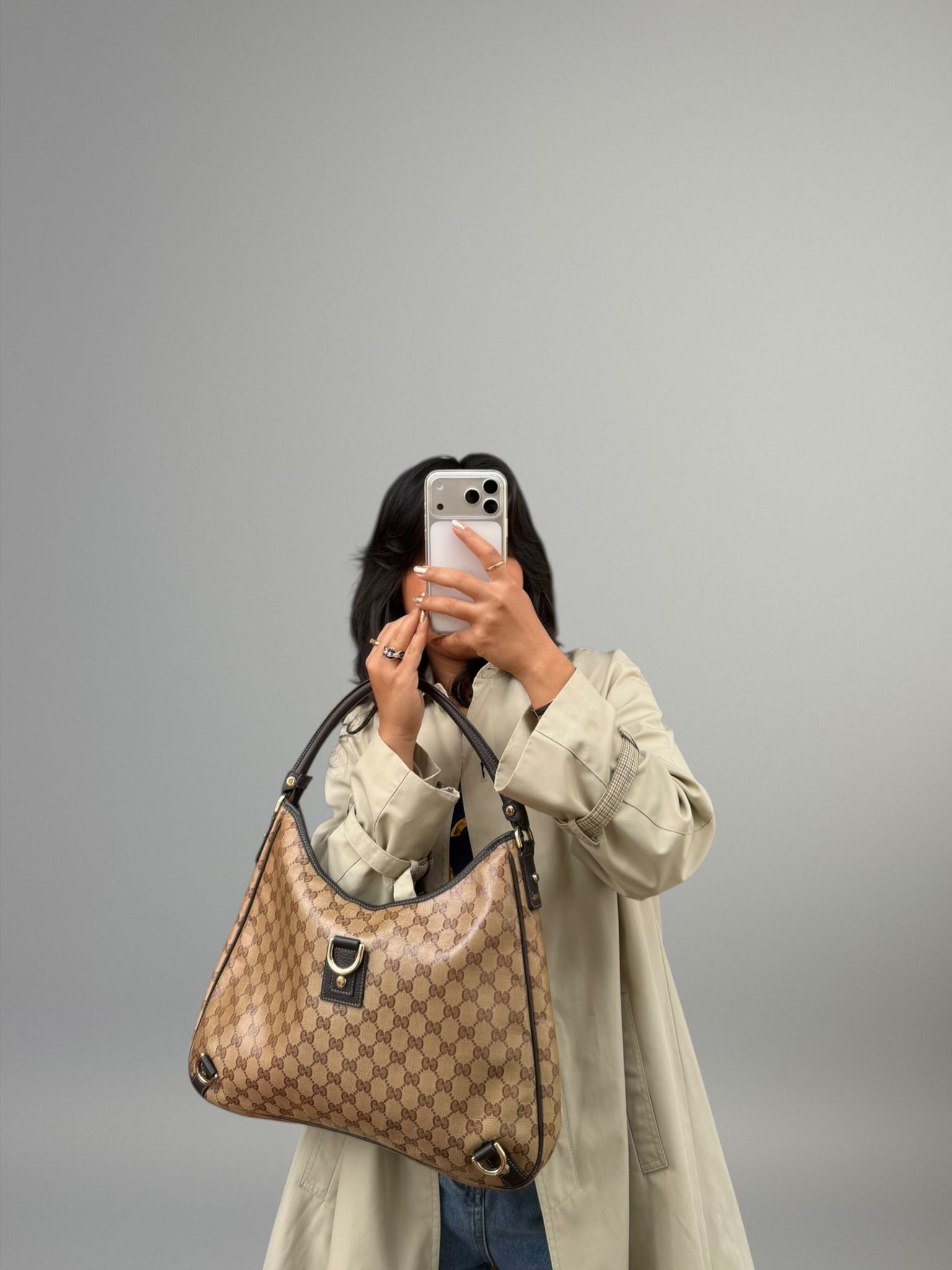 Gucci D Ring Crystal