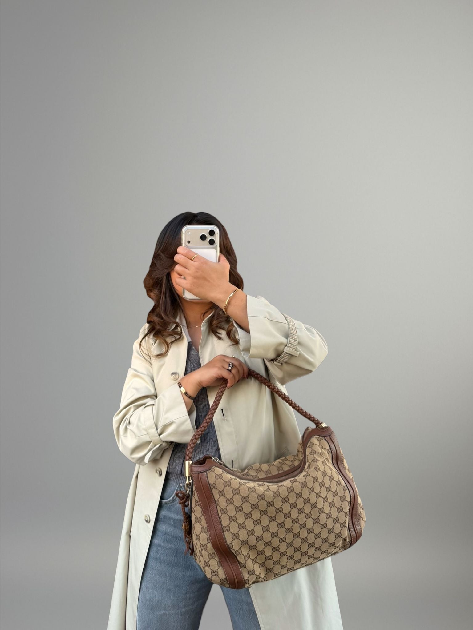 Gucci Bella Hobo in tela GG