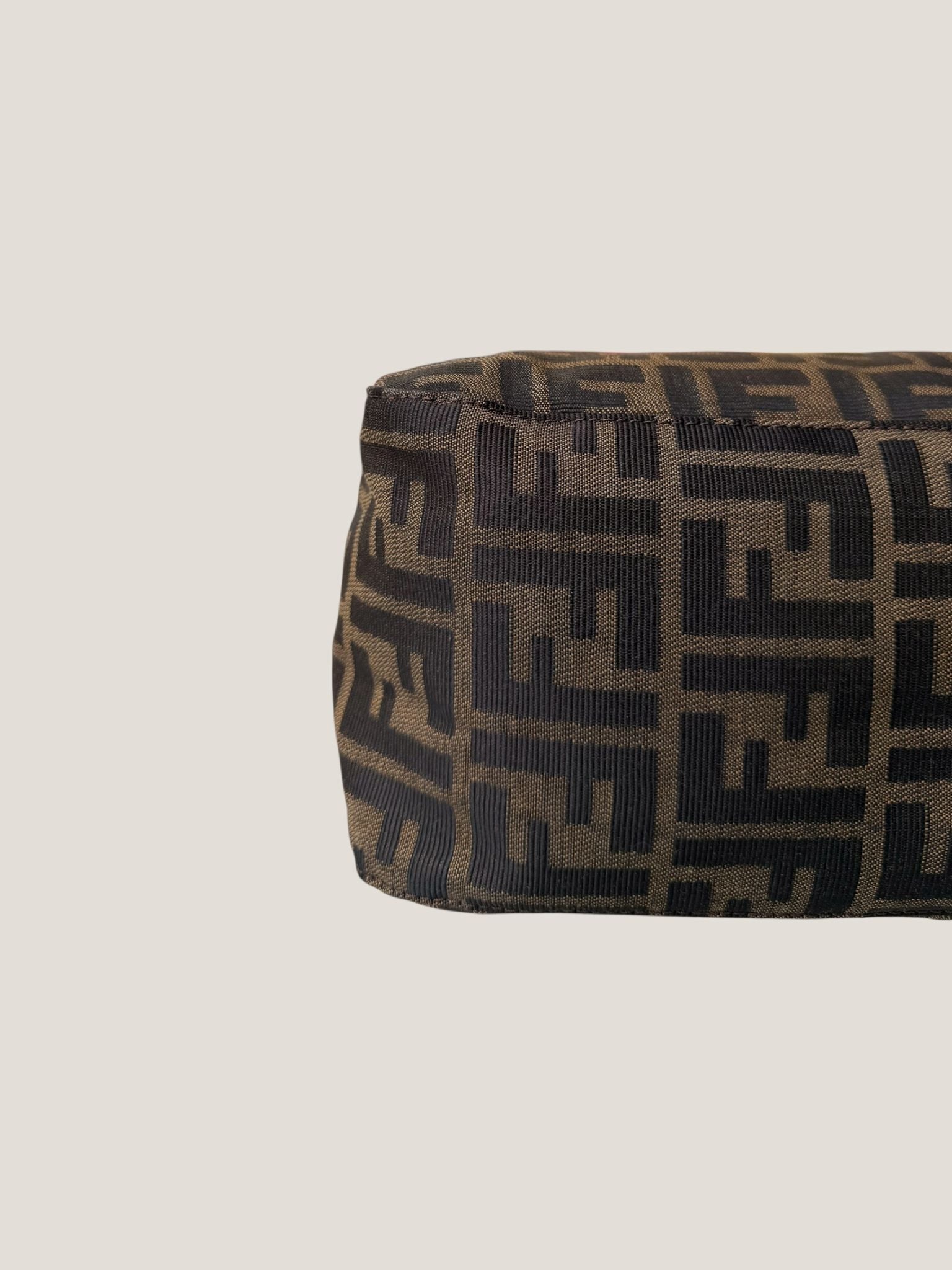 Fendi Mamma Baguette Zucca