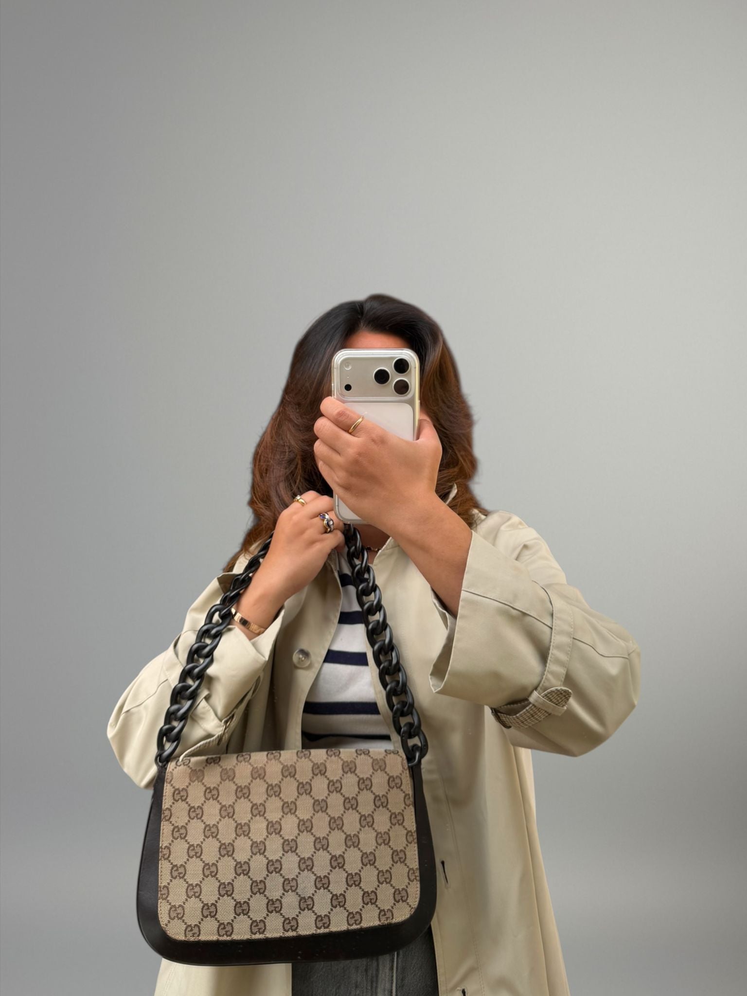 Gucci Hobo con catena resina