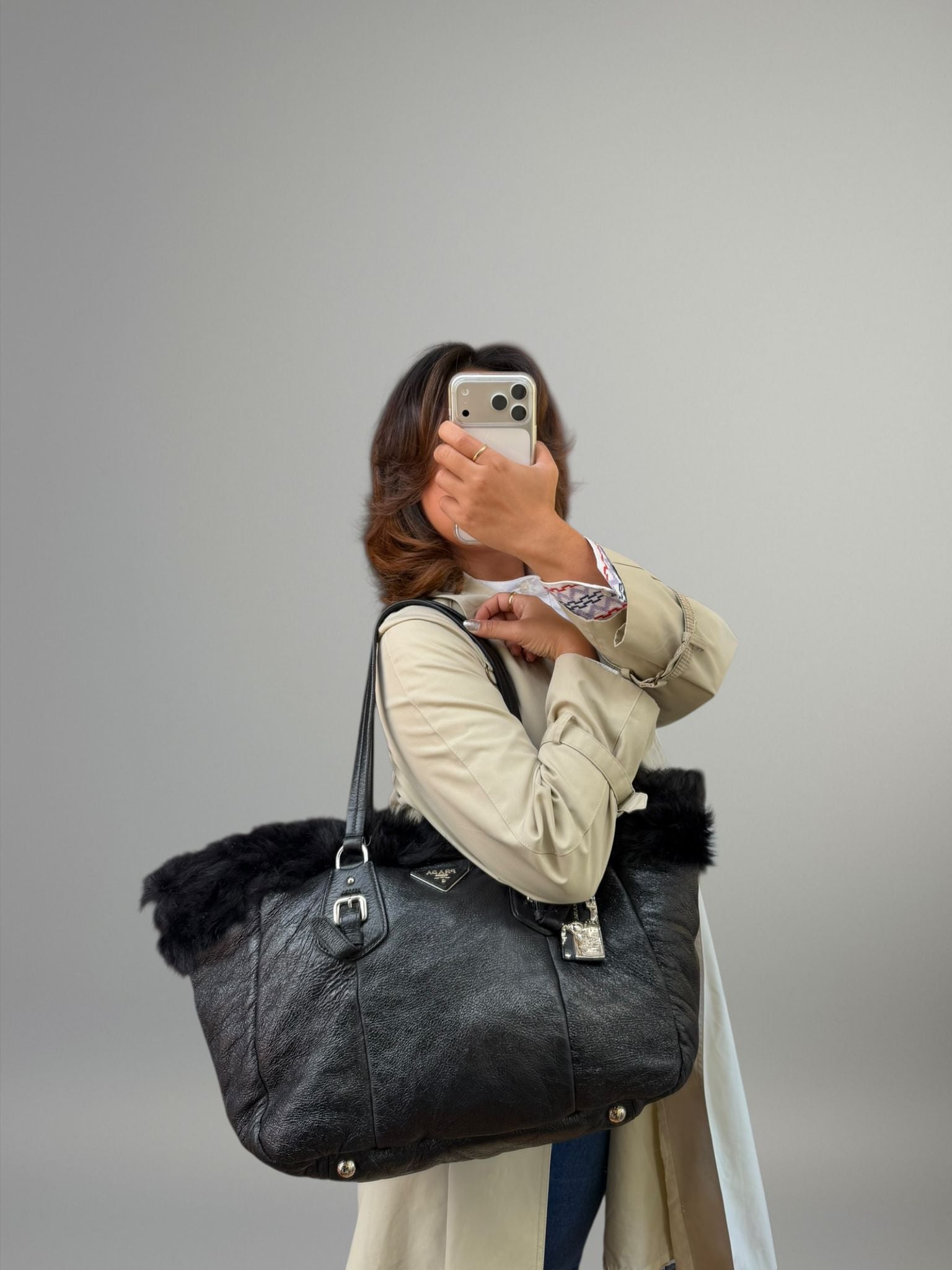 Prada tote con pelliccia
