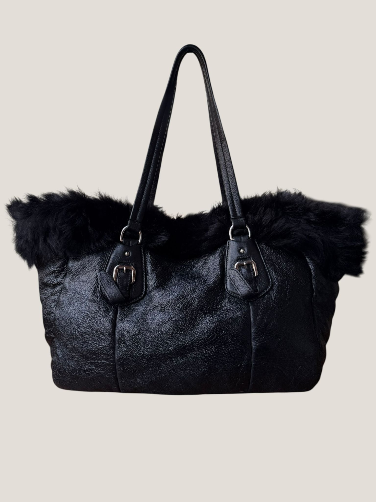Prada tote con pelliccia