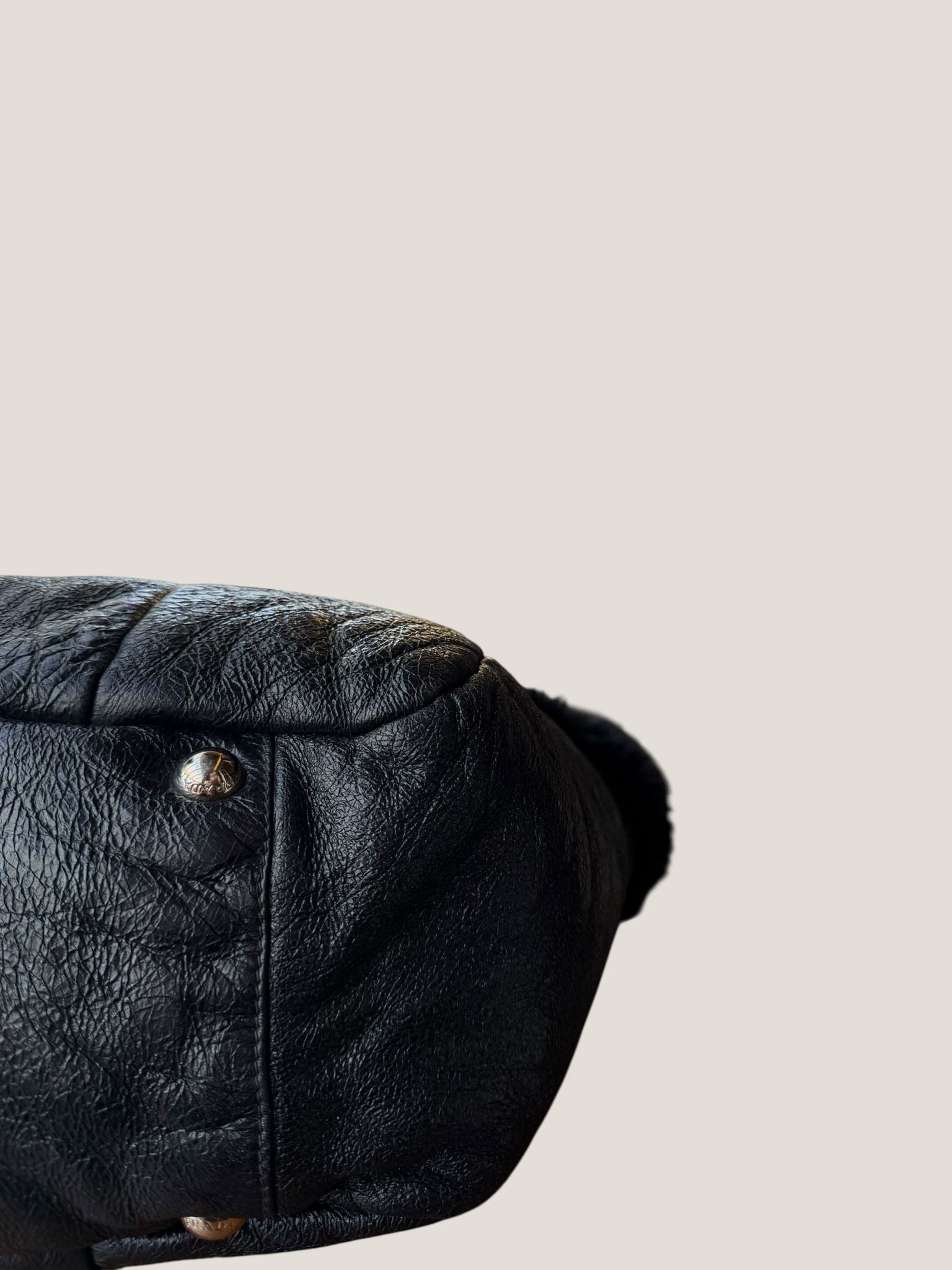 Prada tote con pelliccia