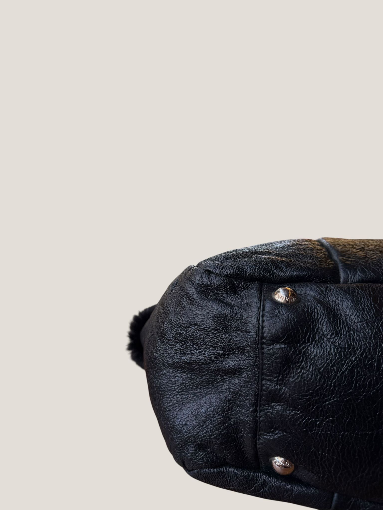Prada tote con pelliccia