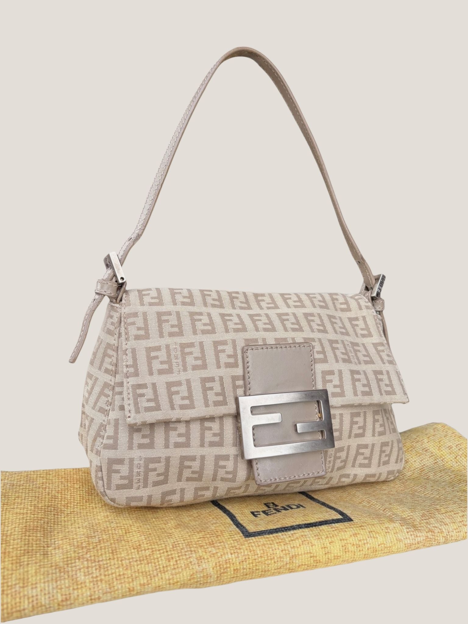 Fendi Baguette Mini Zucchino