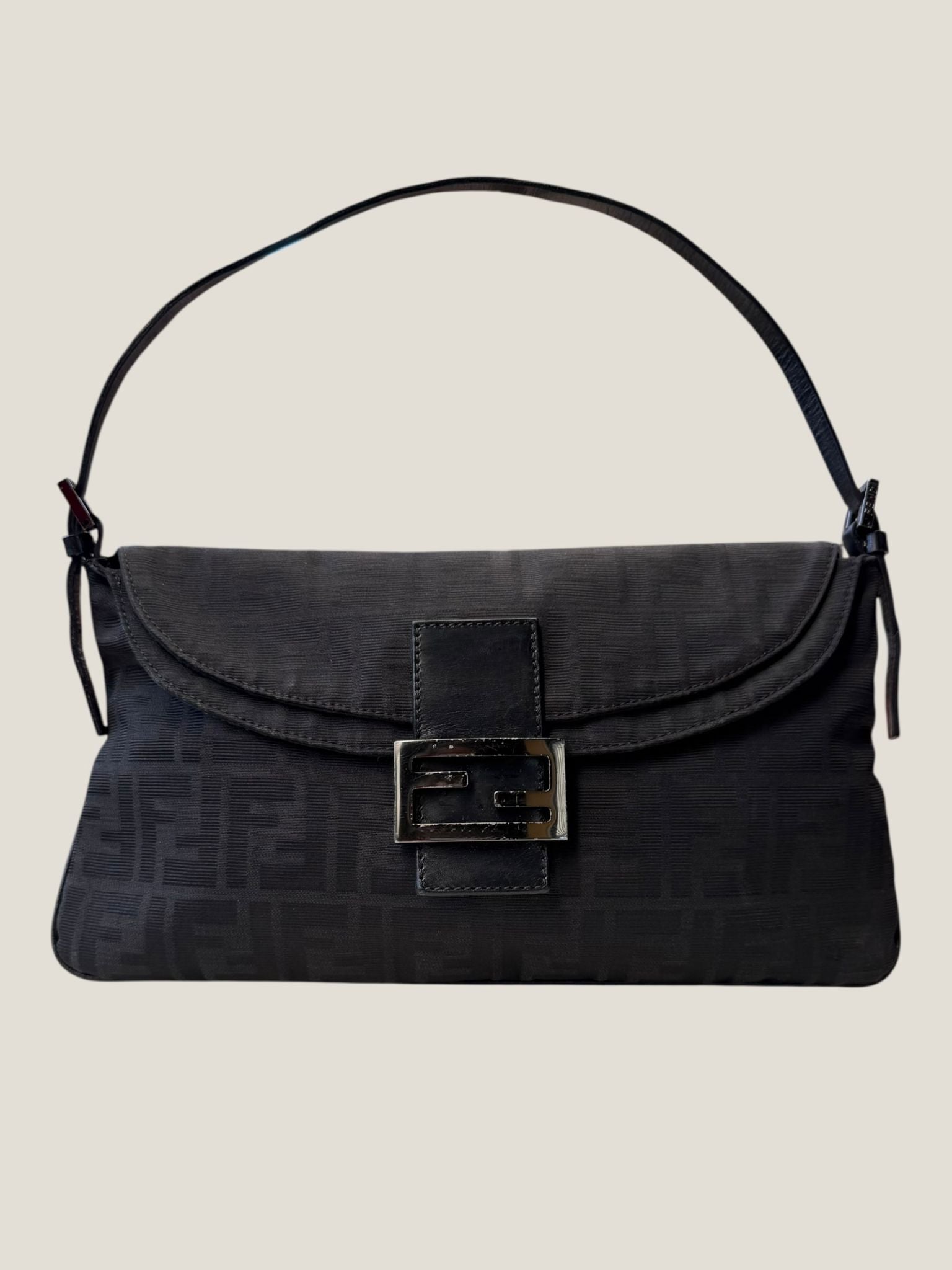 Fendi Baguette Zucca Nera