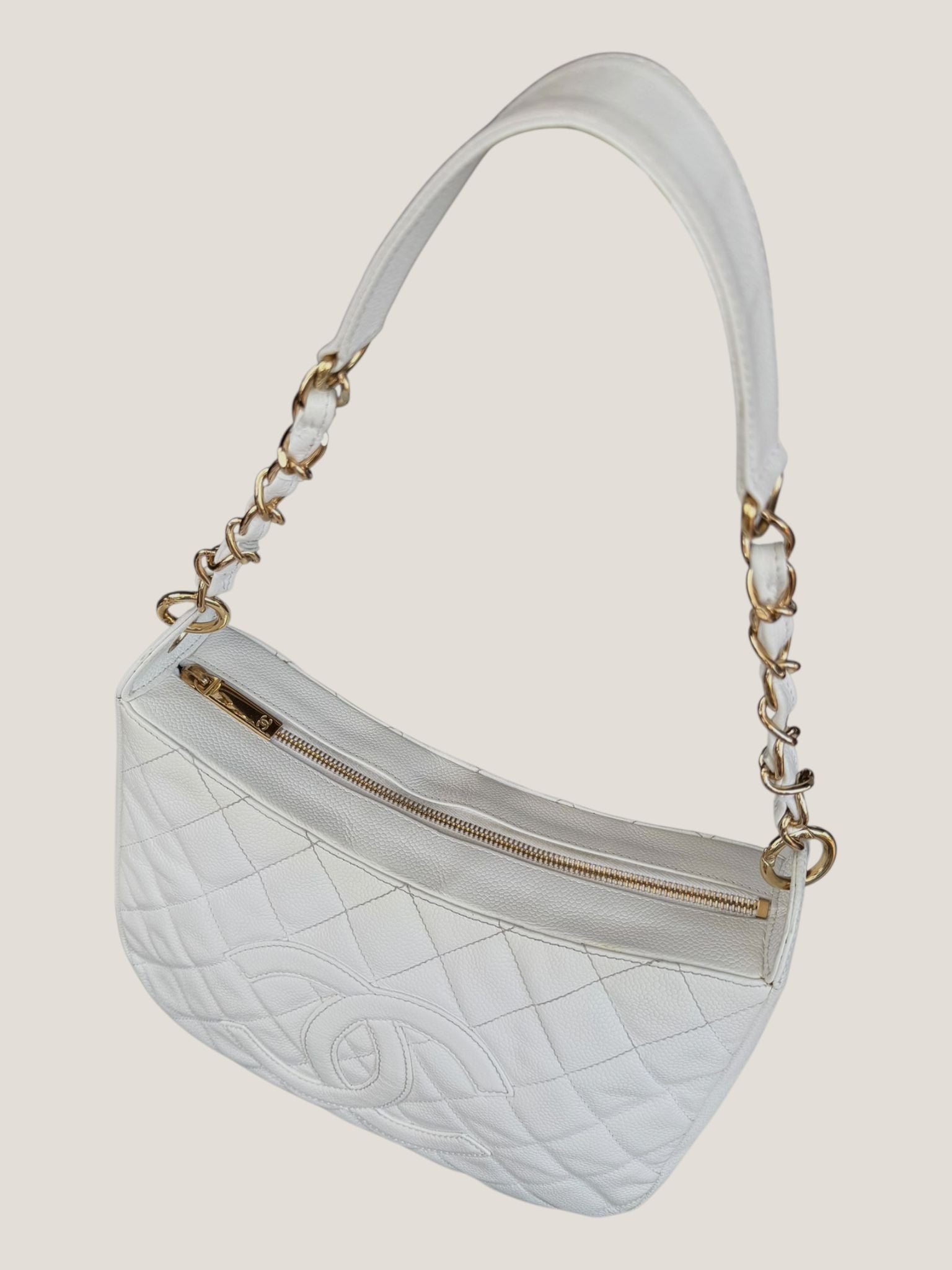 Chanel Hobo Matelassé Caviar Bianca