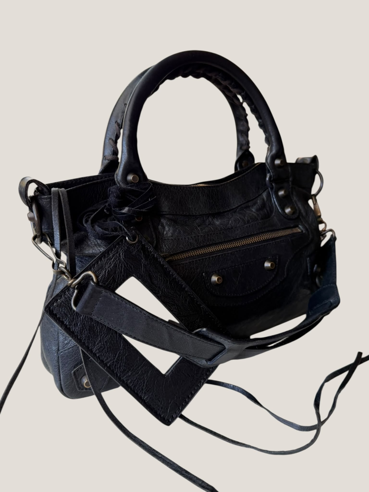 Balenciaga First Nera