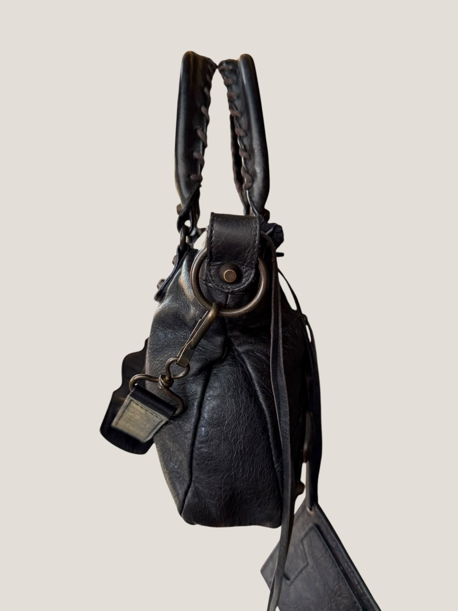 Balenciaga First Nera