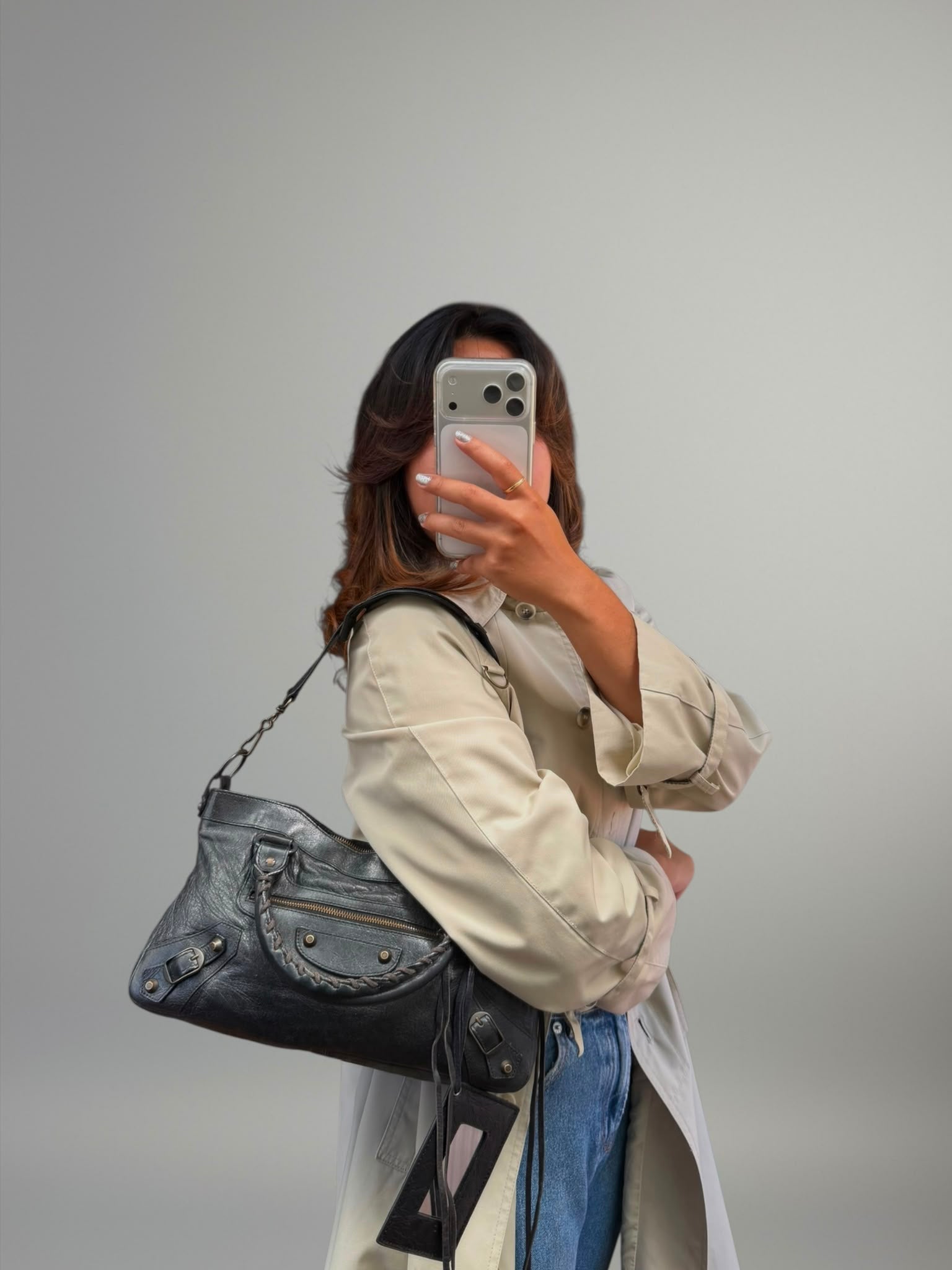 Balenciaga First Nera