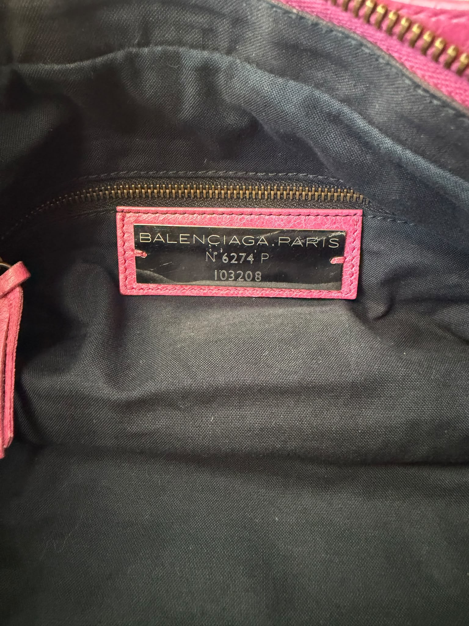 Balenciaga First Fucsia
