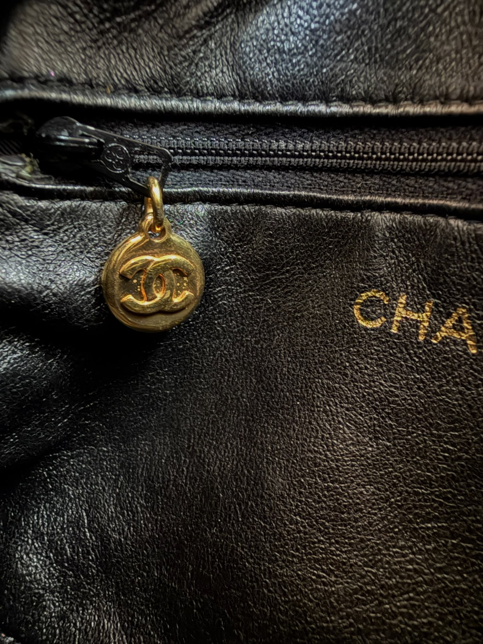 Chanel Vintage Caviar Chevron Camera Bag