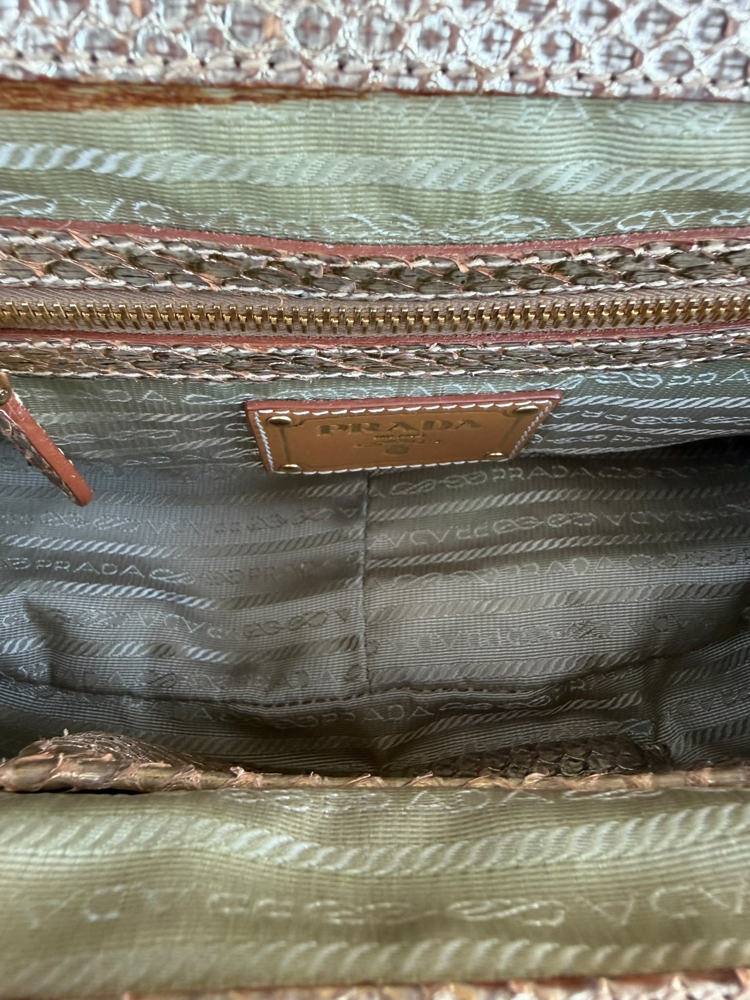 Prada Raffia e Pitone