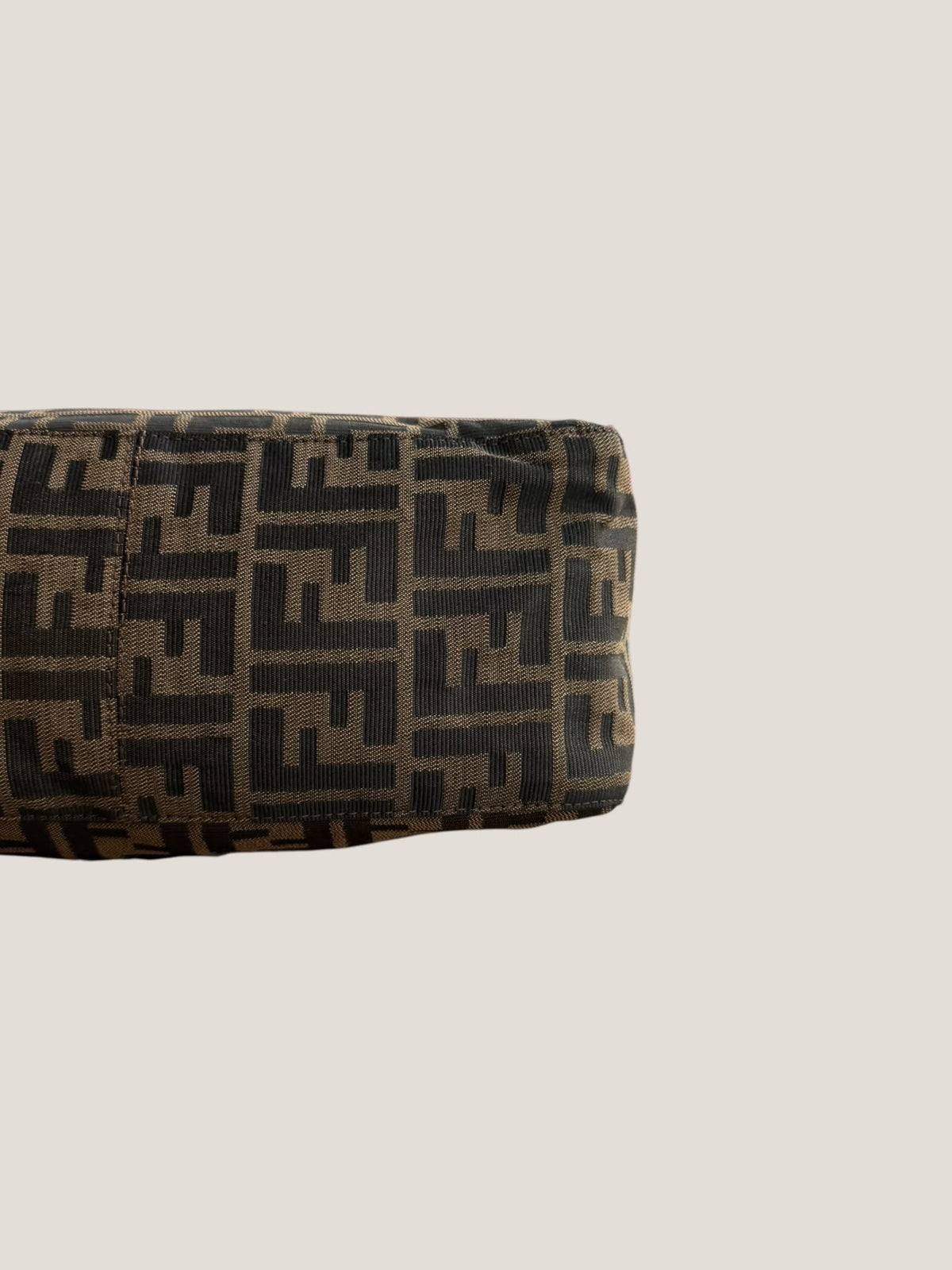 Fendi Mamma Baguette Zucca