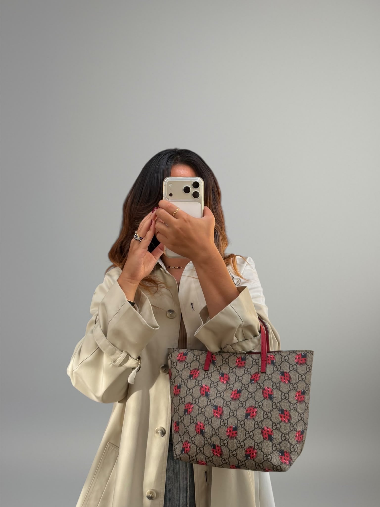 Gucci GG Supreme Coccinelle Tote