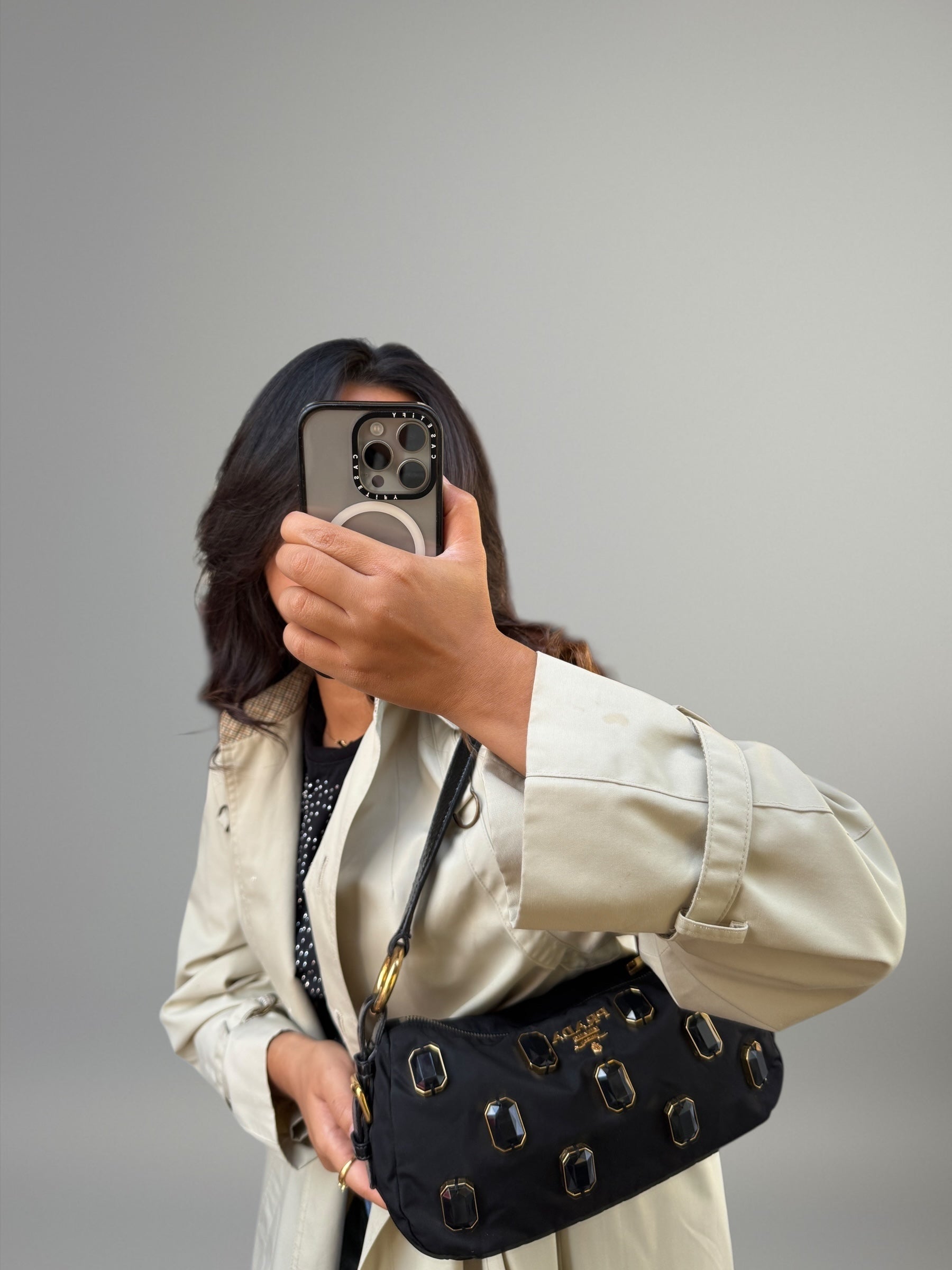 Prada Pochette con cristalli neri