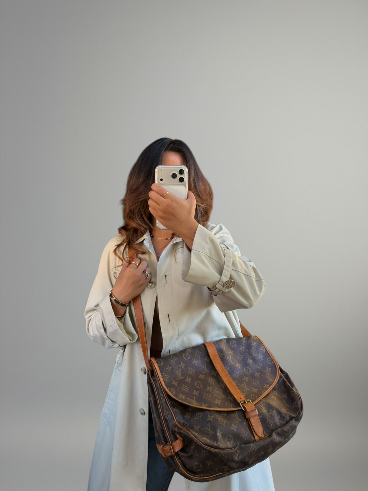 Louis Vuitton Saumur 35