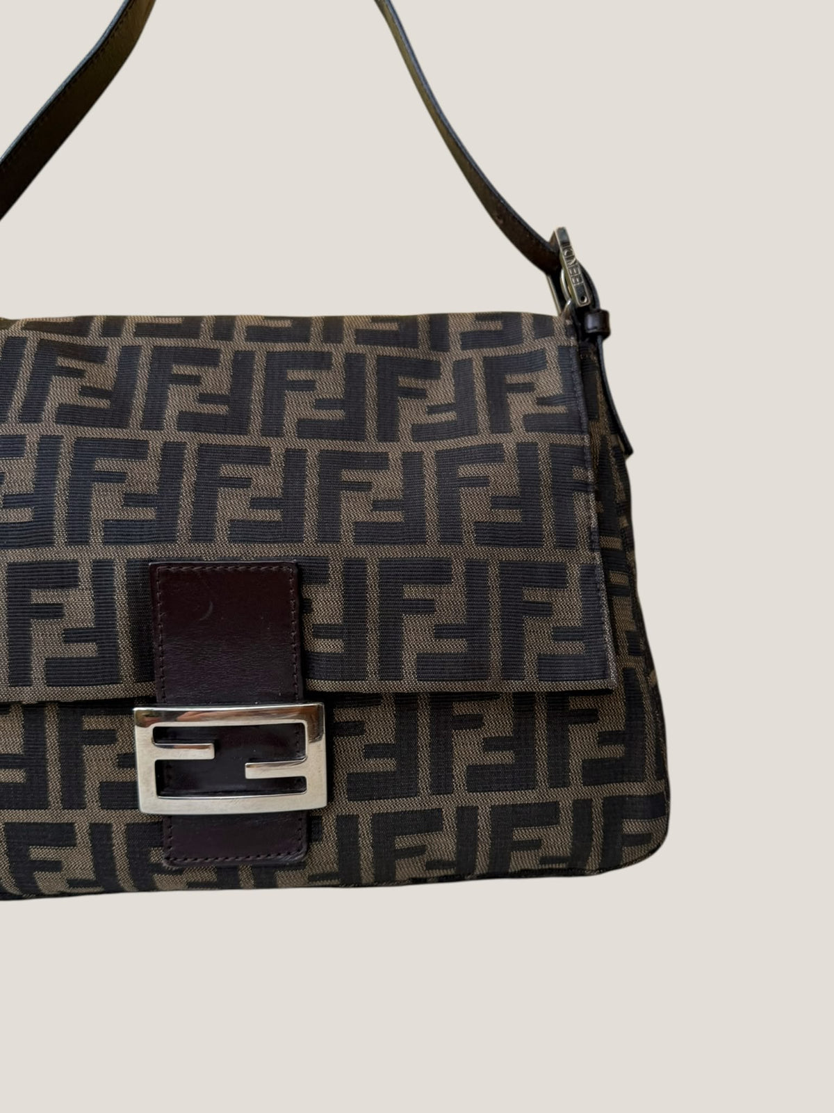 Fendi Mamma Baguette Zucca