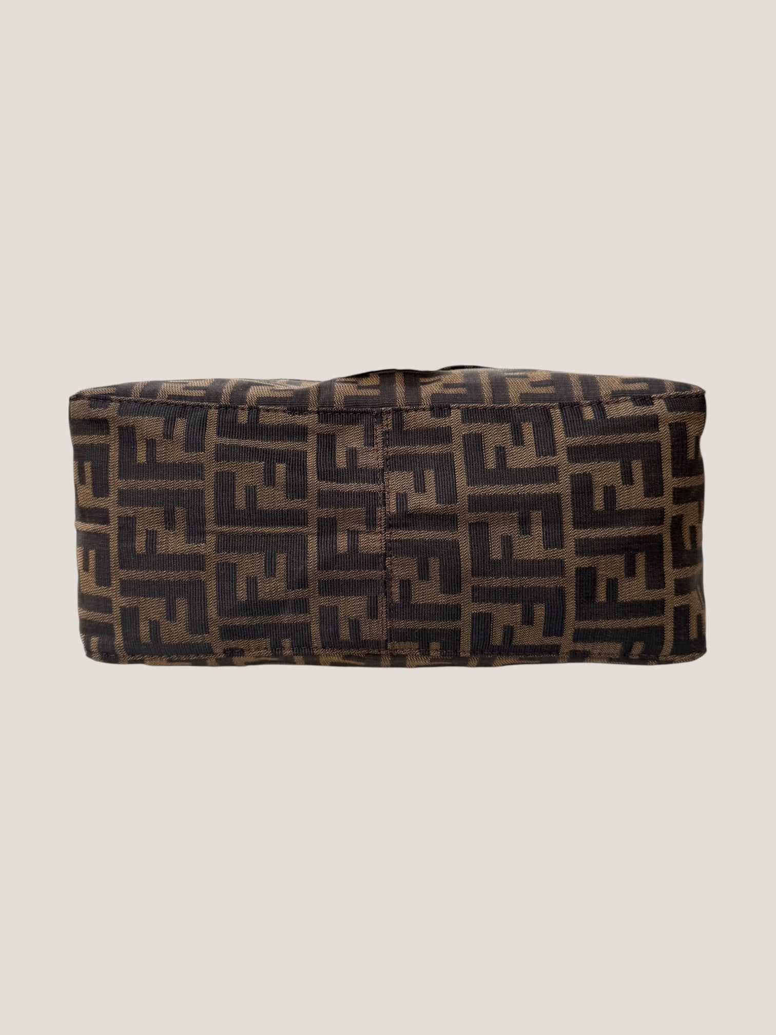 Fendi Mamma Baguette Zucca