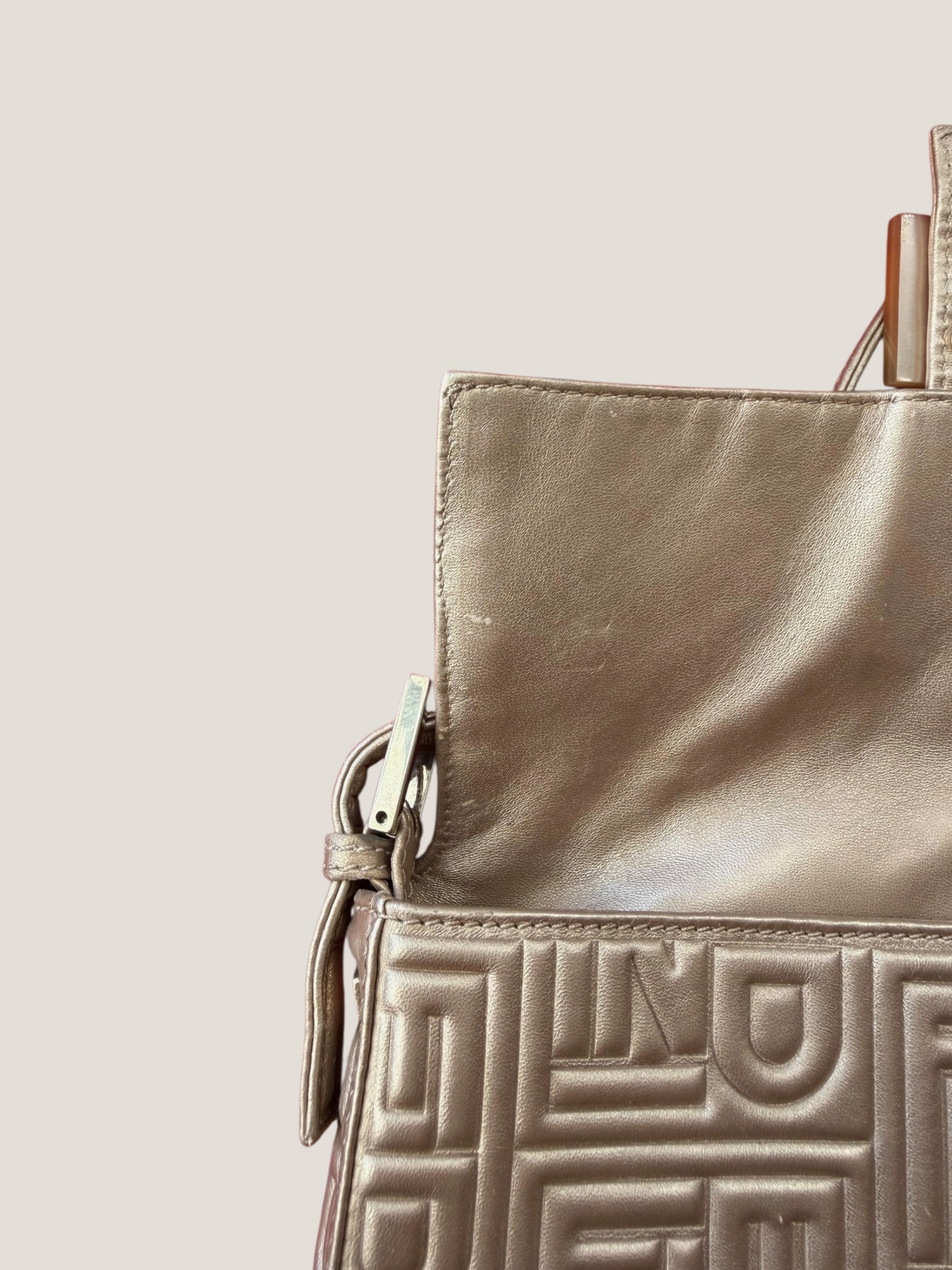 Fendi baguette in pelle