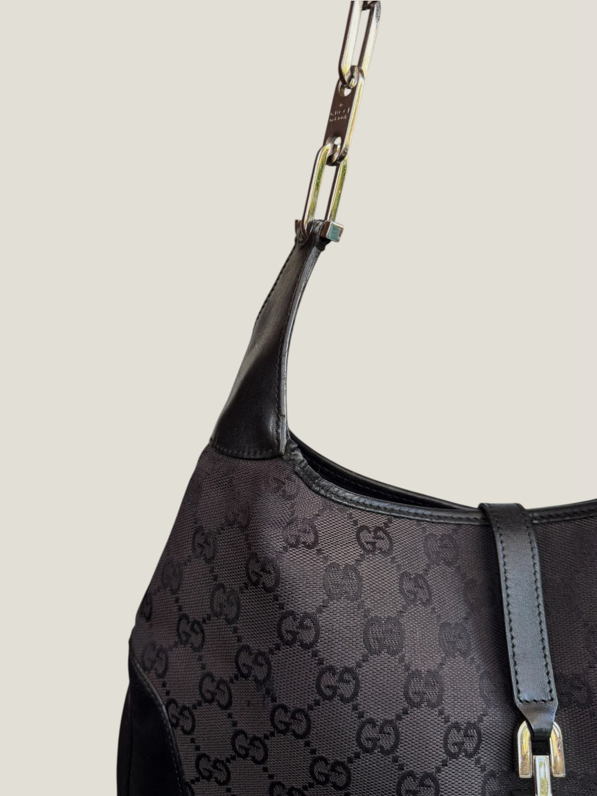 Gucci Jackie GG con Catena