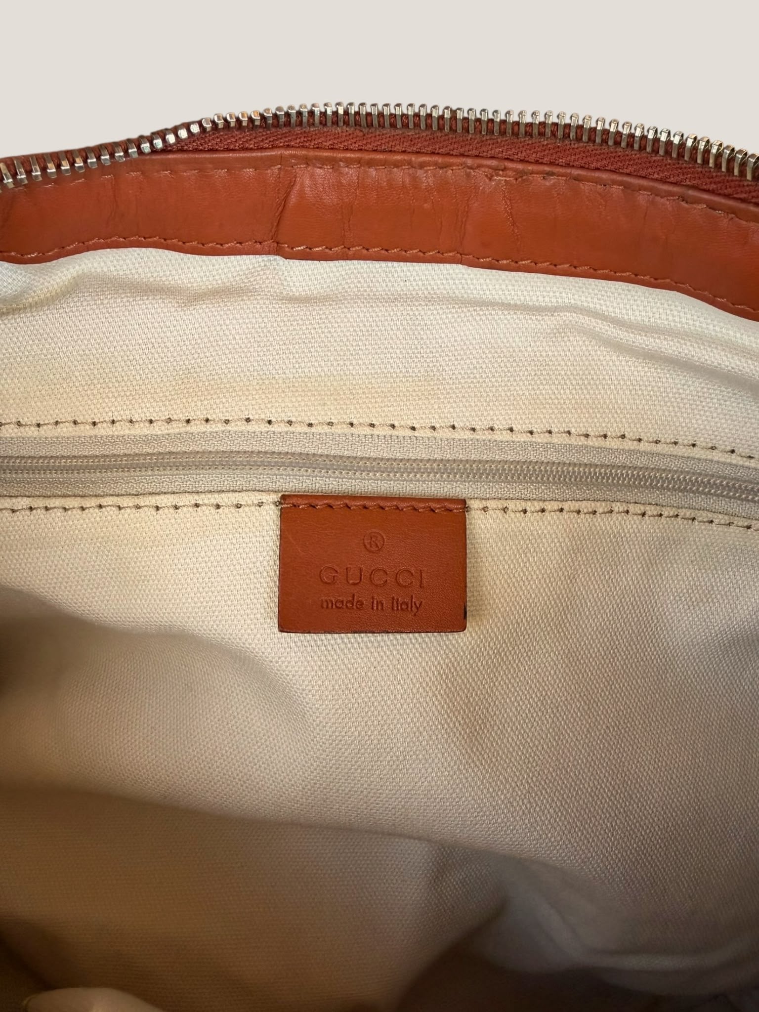 Gucci Sukey Hobo