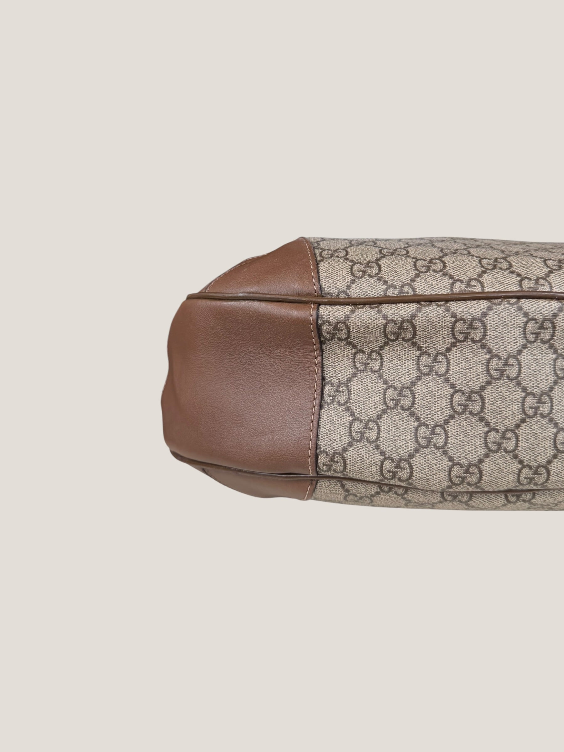 Gucci Hobo GG Supreme