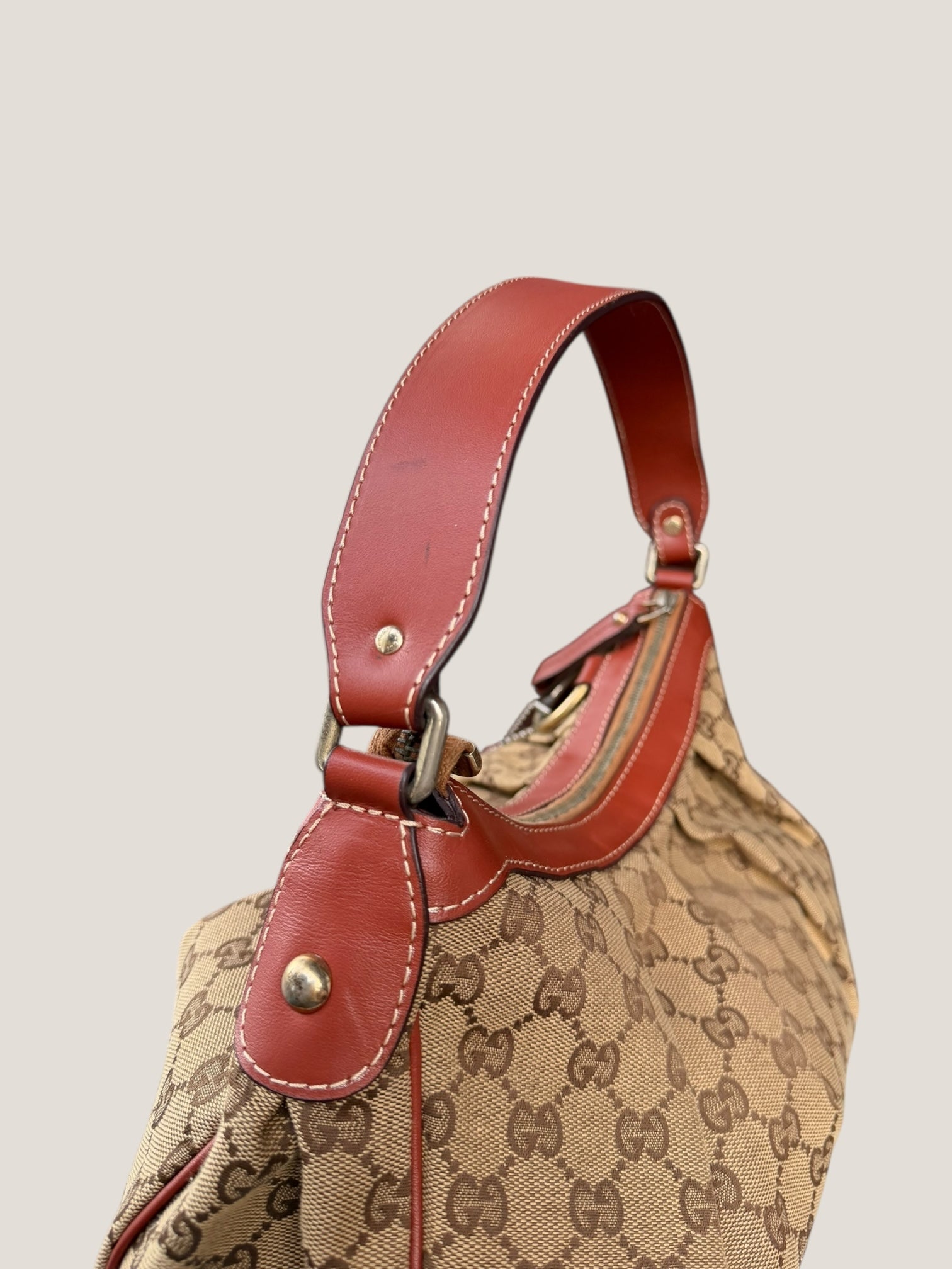 Gucci Sukey Hobo GG Canvas