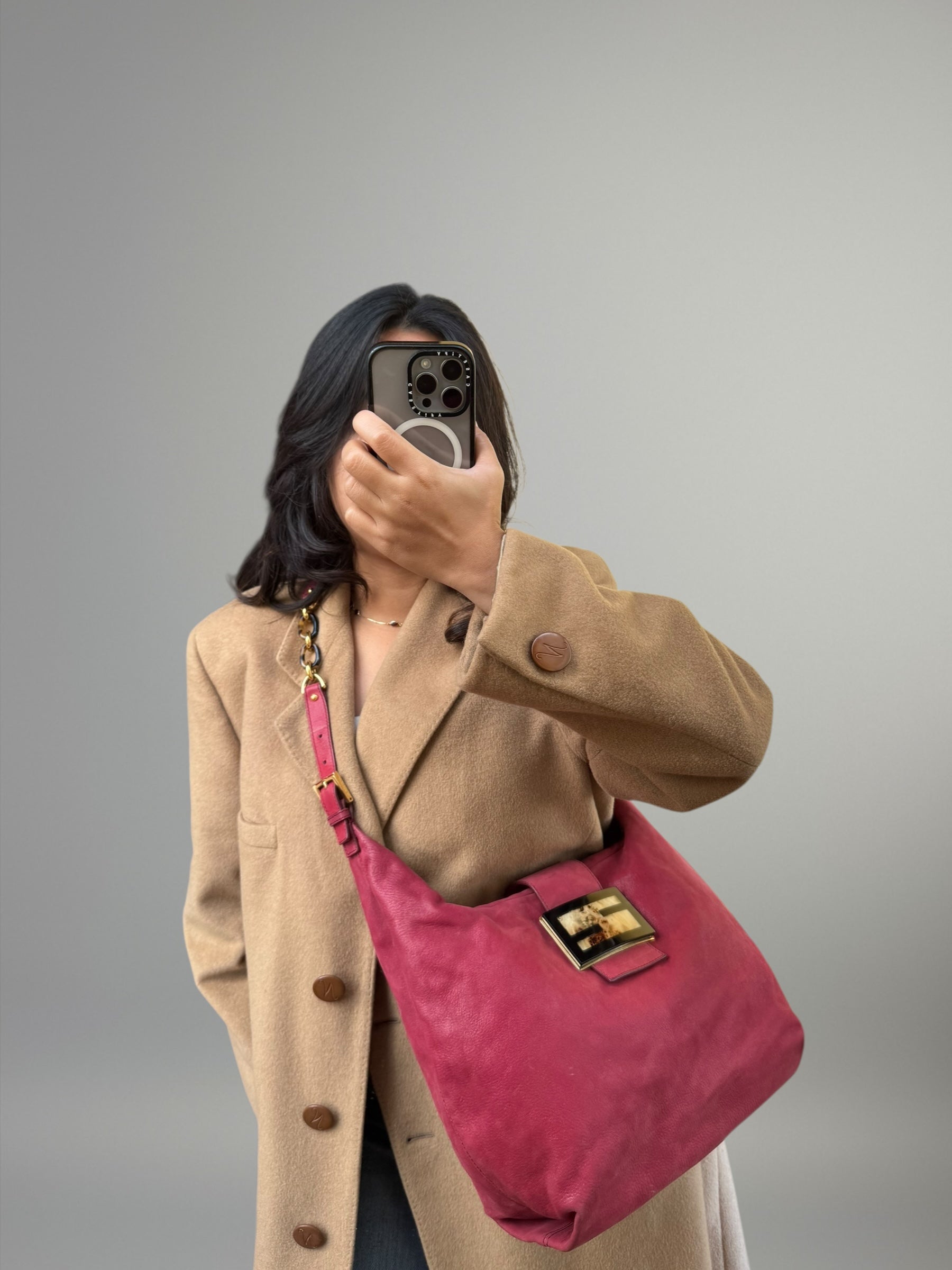 FENDI Baguette Hobo effetto shimmer