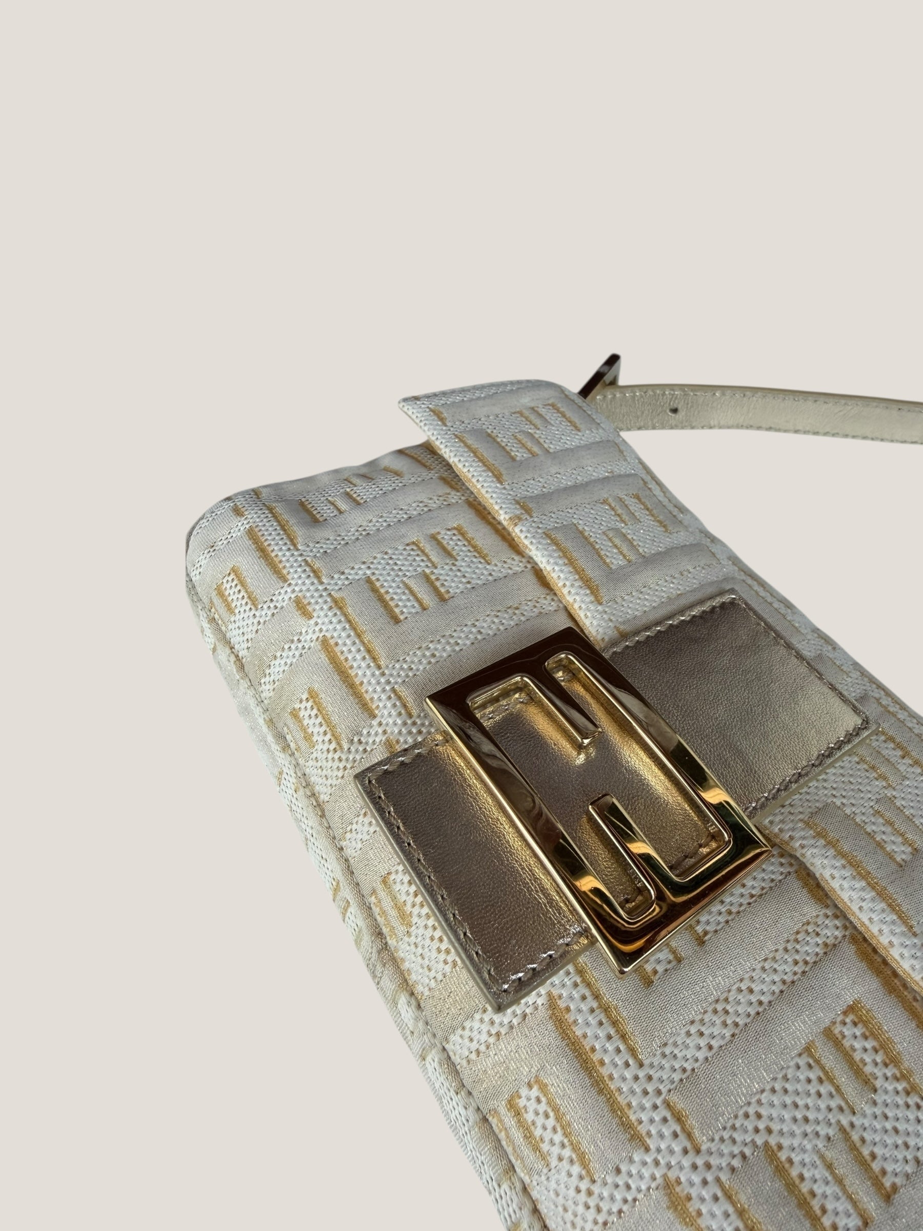 Fendi Baguette FF Jacquard Argento e Oro