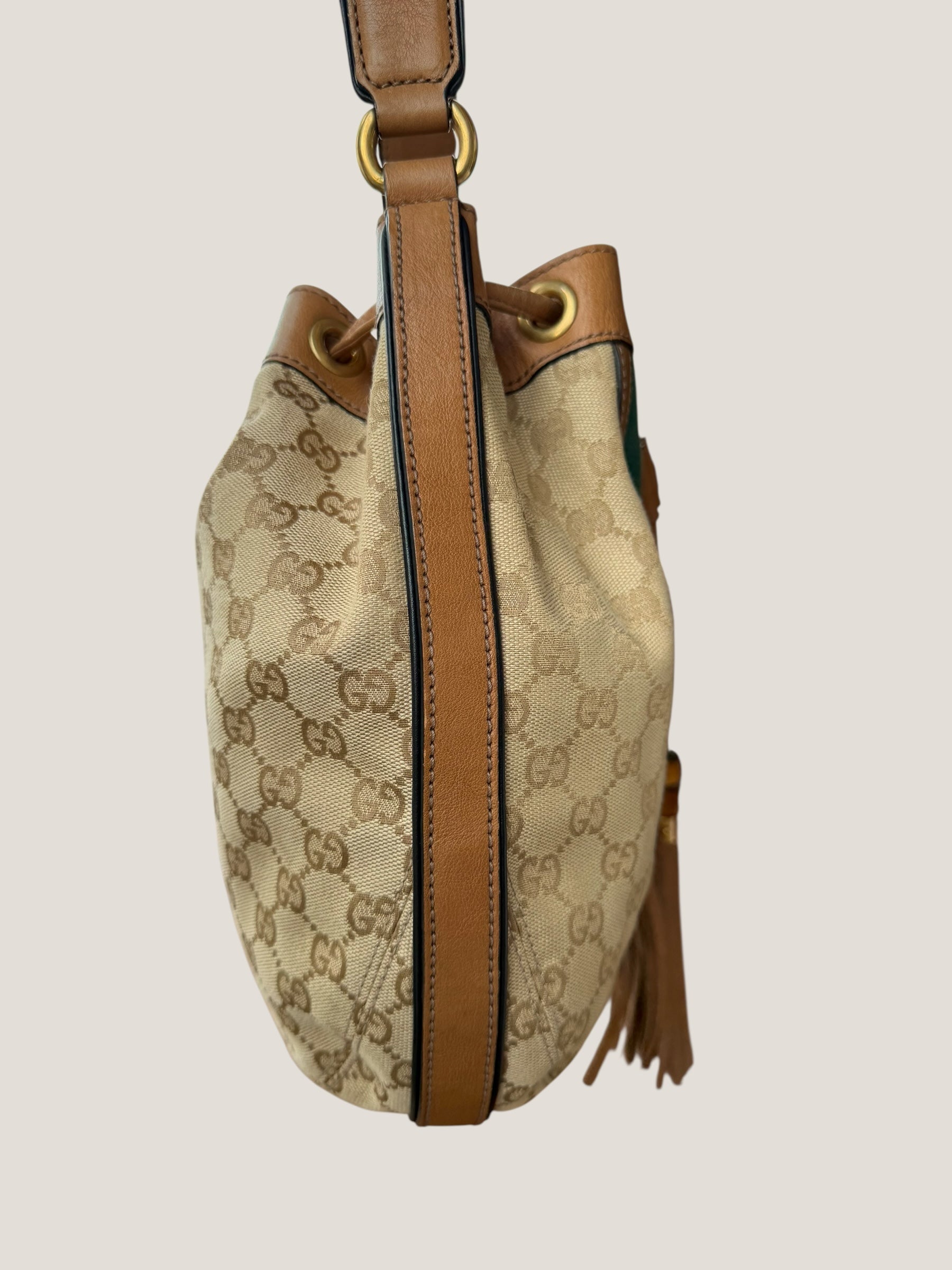 Gucci bucket GG con Web