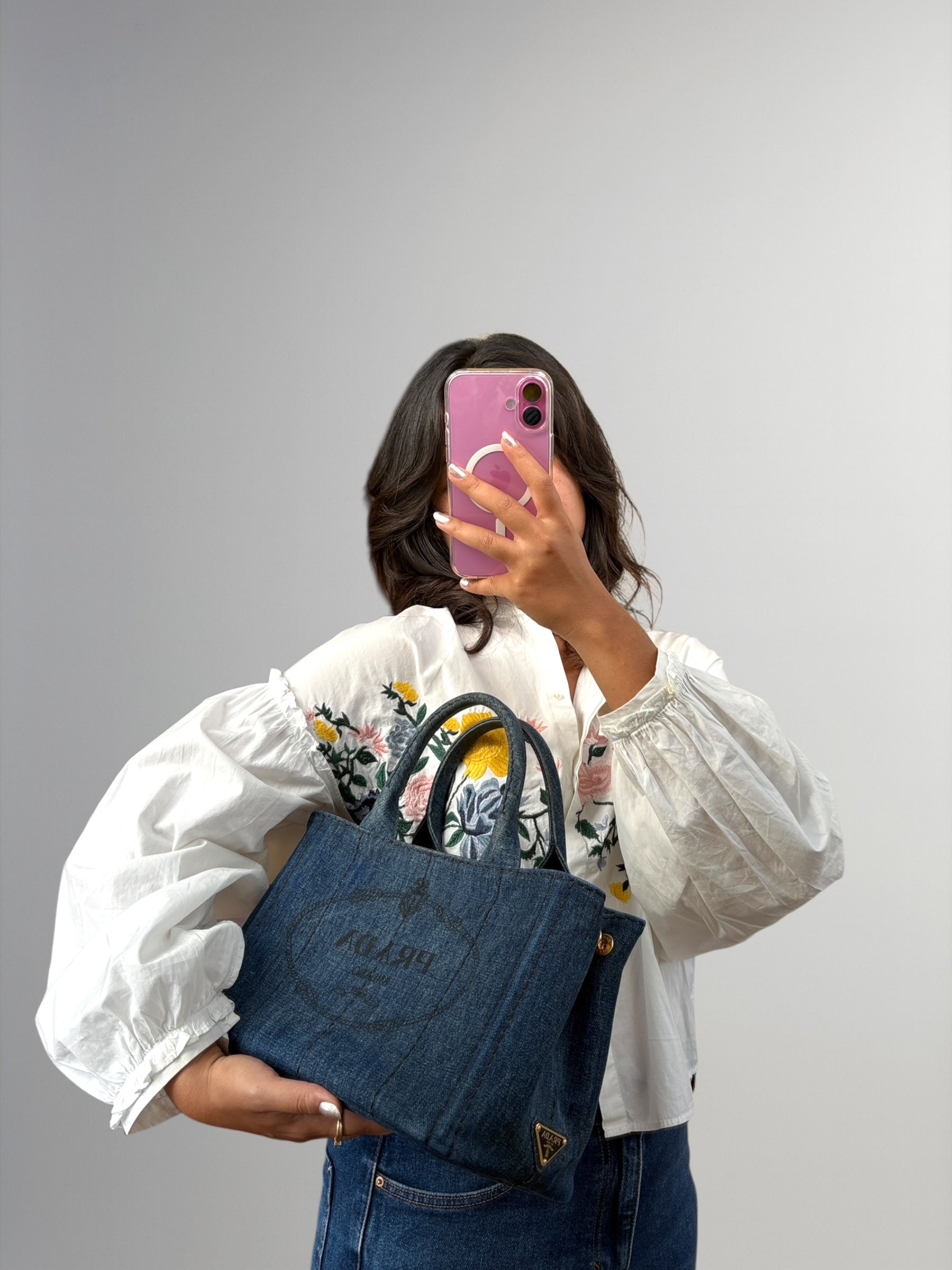 Prada Tote in denim con logo