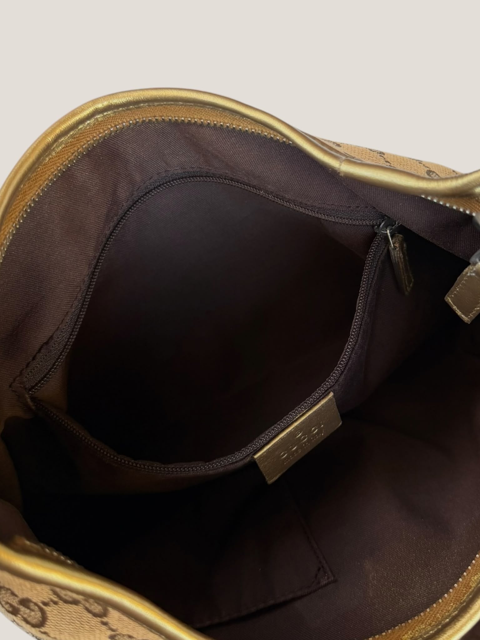 Gucci Abbey D-Ring Hobo