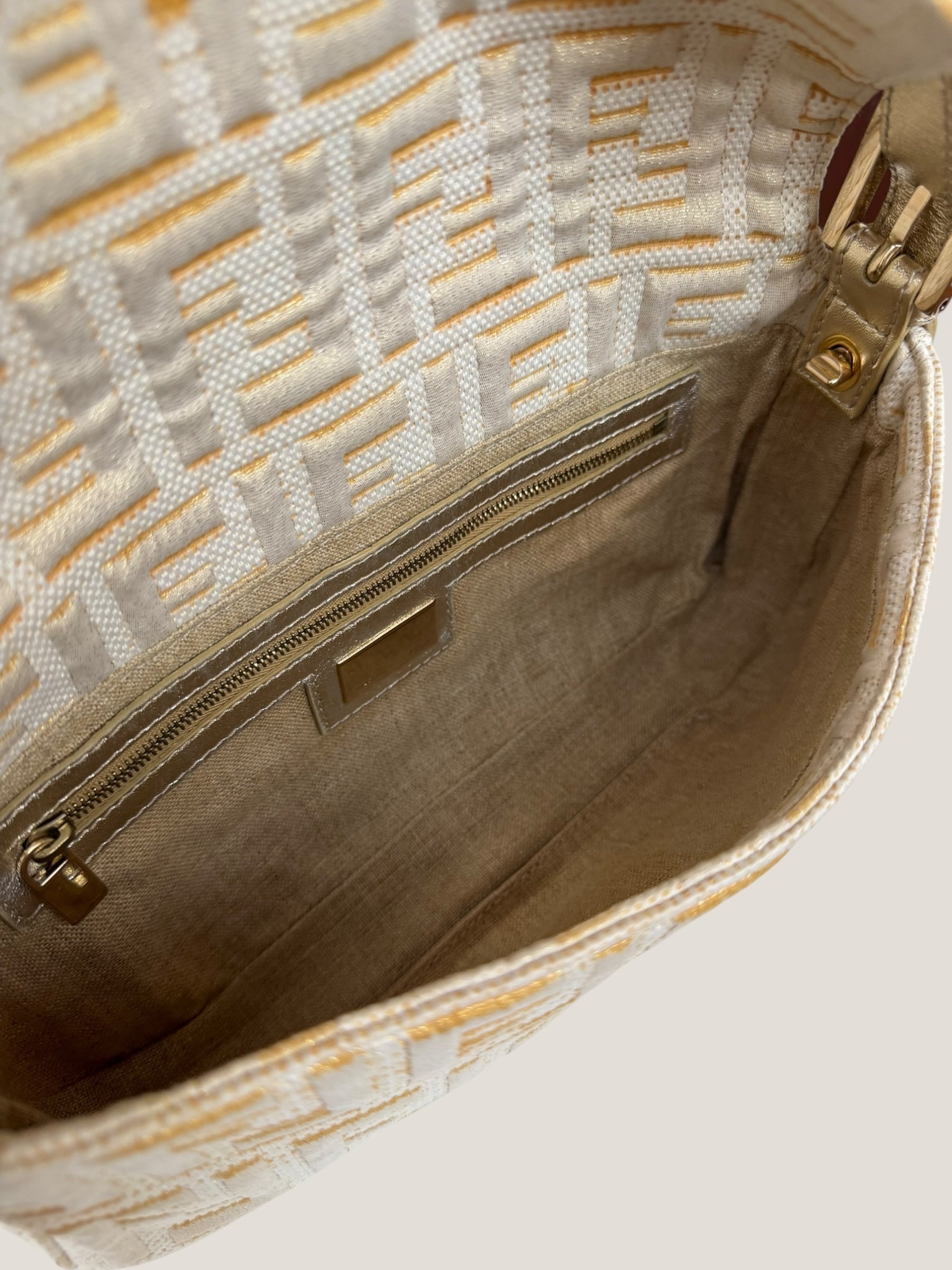 Fendi Baguette FF Jacquard Argento e Oro