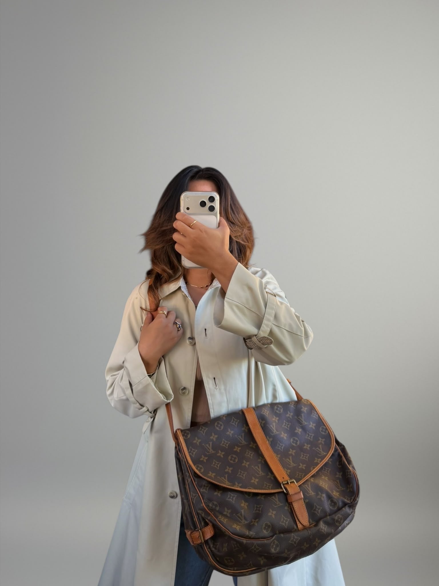 Louis Vuitton Saumur 35