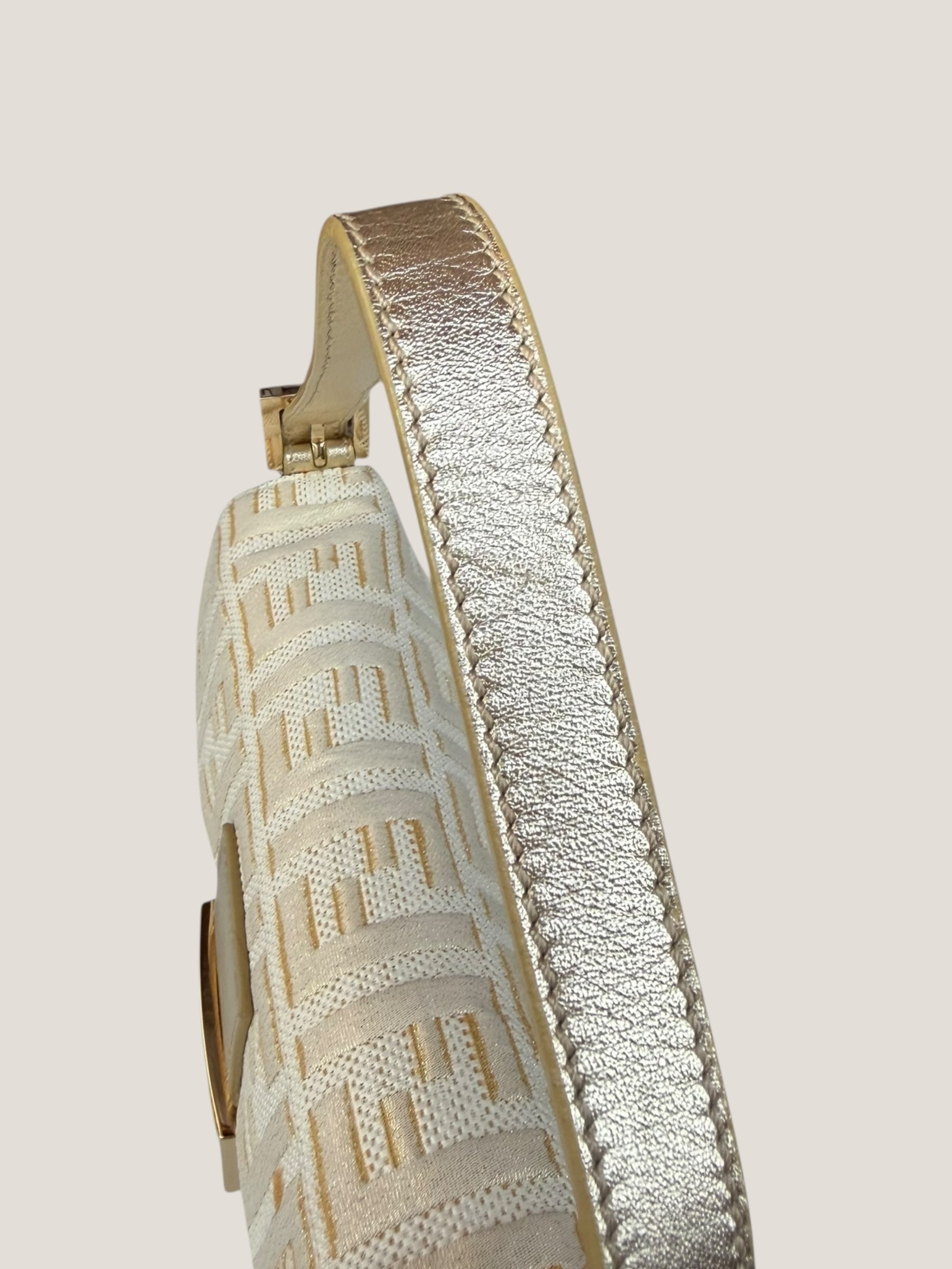 Fendi Baguette FF Jacquard Argento e Oro