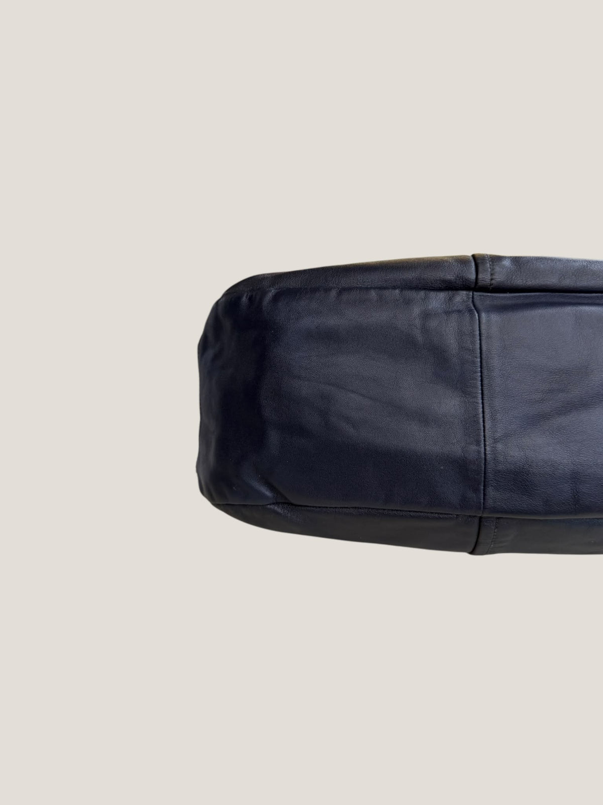 Prada Hobo in Pelle