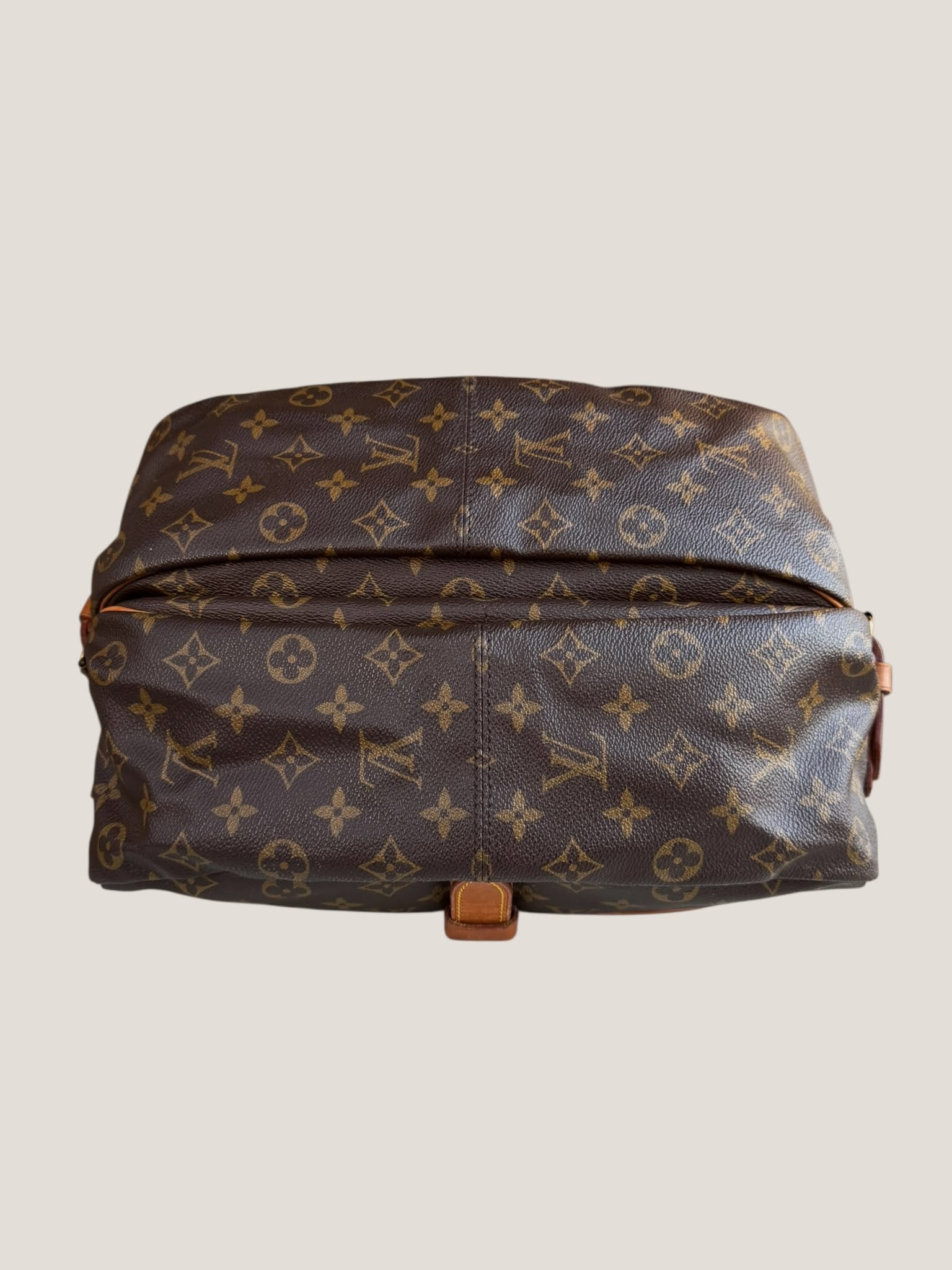 Louis Vuitton Saumur 35