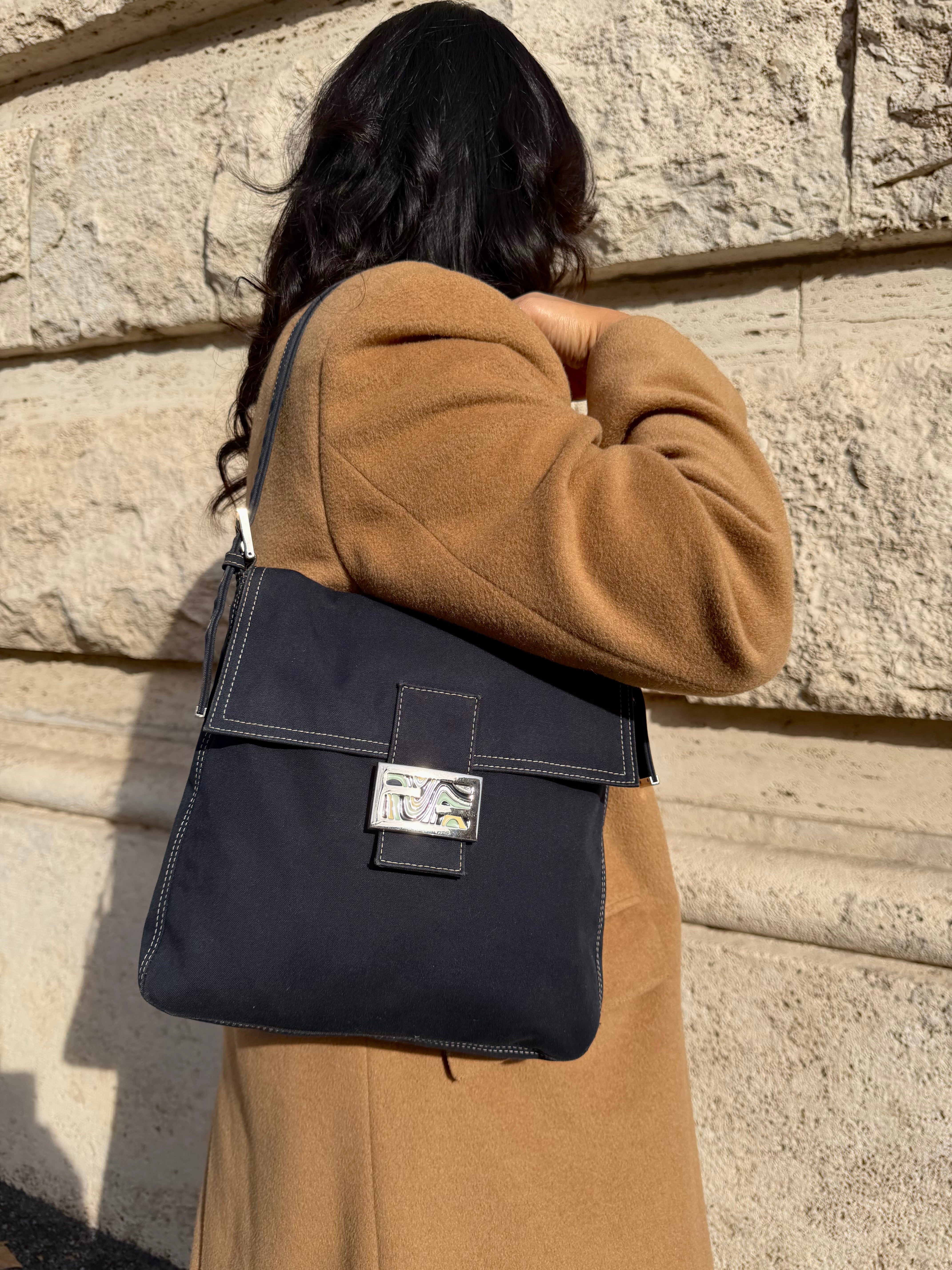 Fendi Baguette in tessuto blu