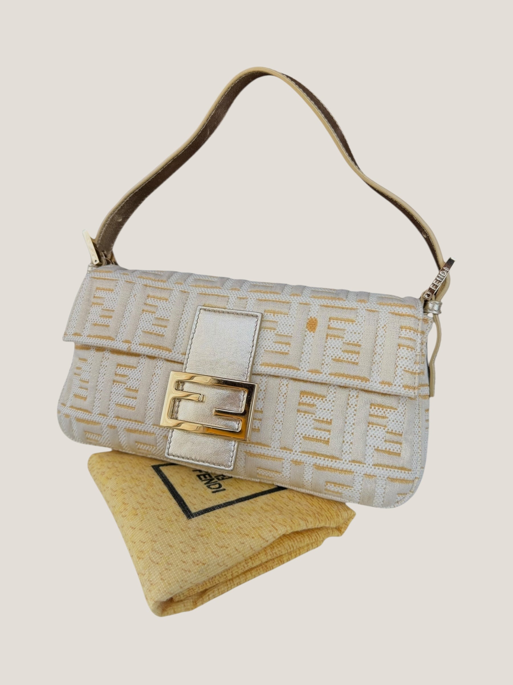 Fendi Baguette FF Jacquard Argento e Oro