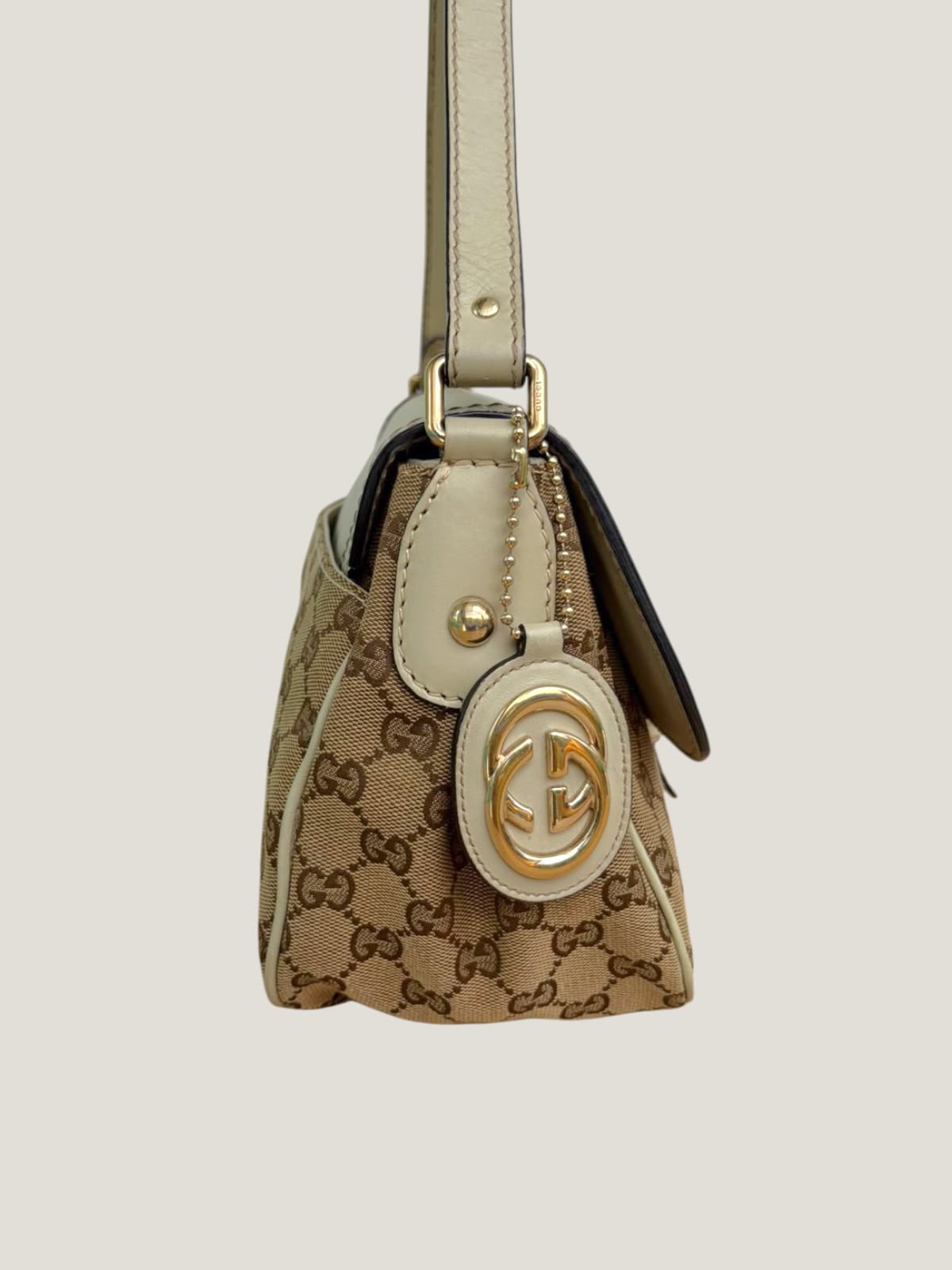 Gucci Sukey Flap GG Canvas